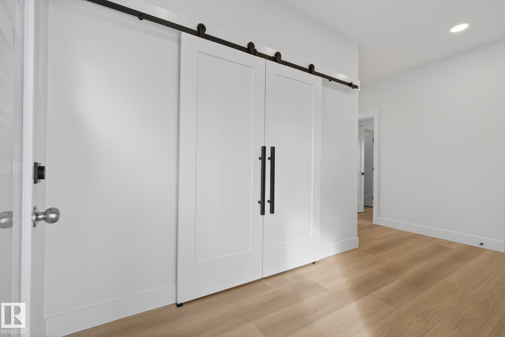 Photo 6 at 7087 Kiviaq Crescent SW, Keswick, Edmonton