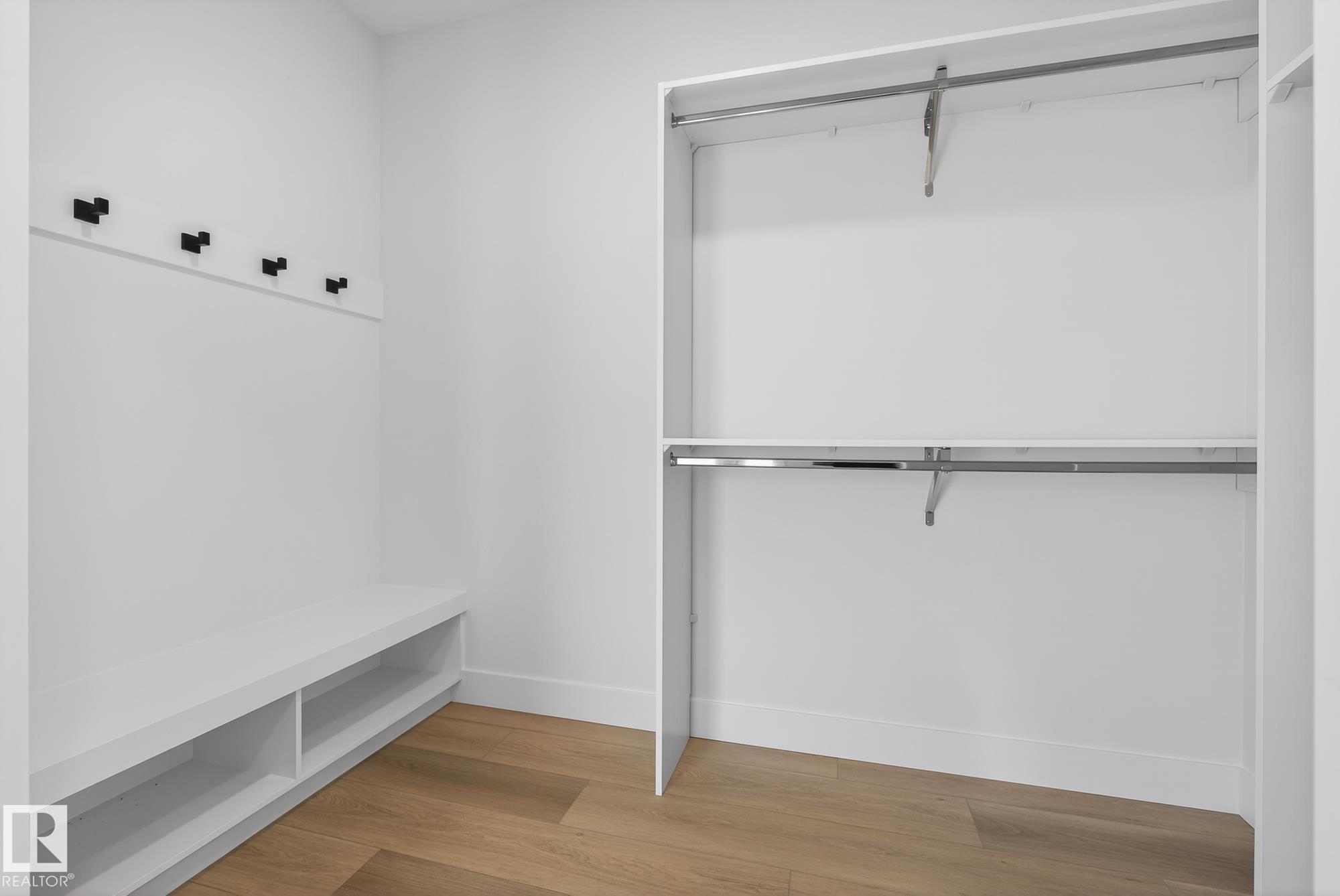 Photo 8 at 7087 Kiviaq Crescent SW, Keswick, Edmonton