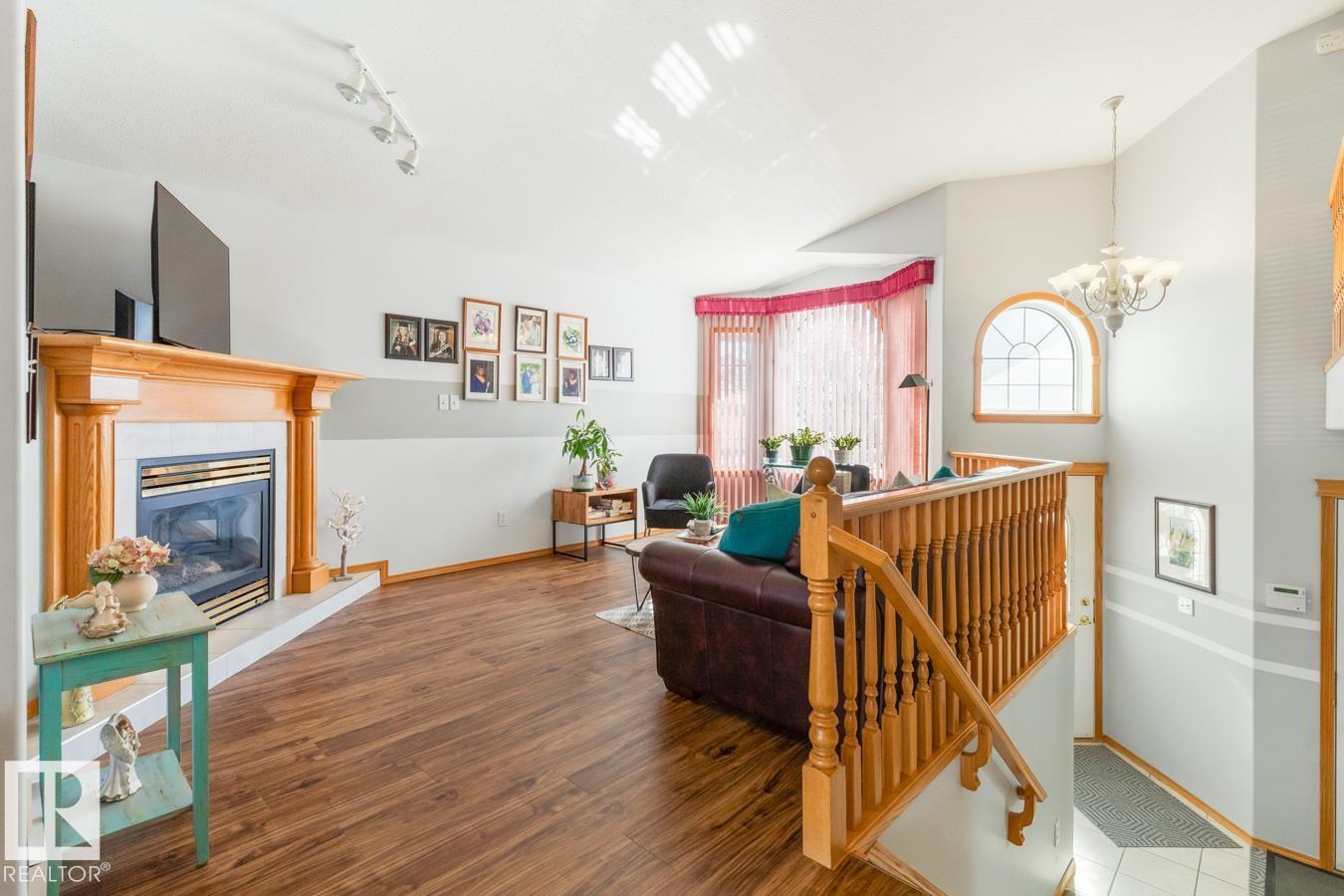 Photo 5 at 6704 164 Avenue NW, Ozerna, Edmonton