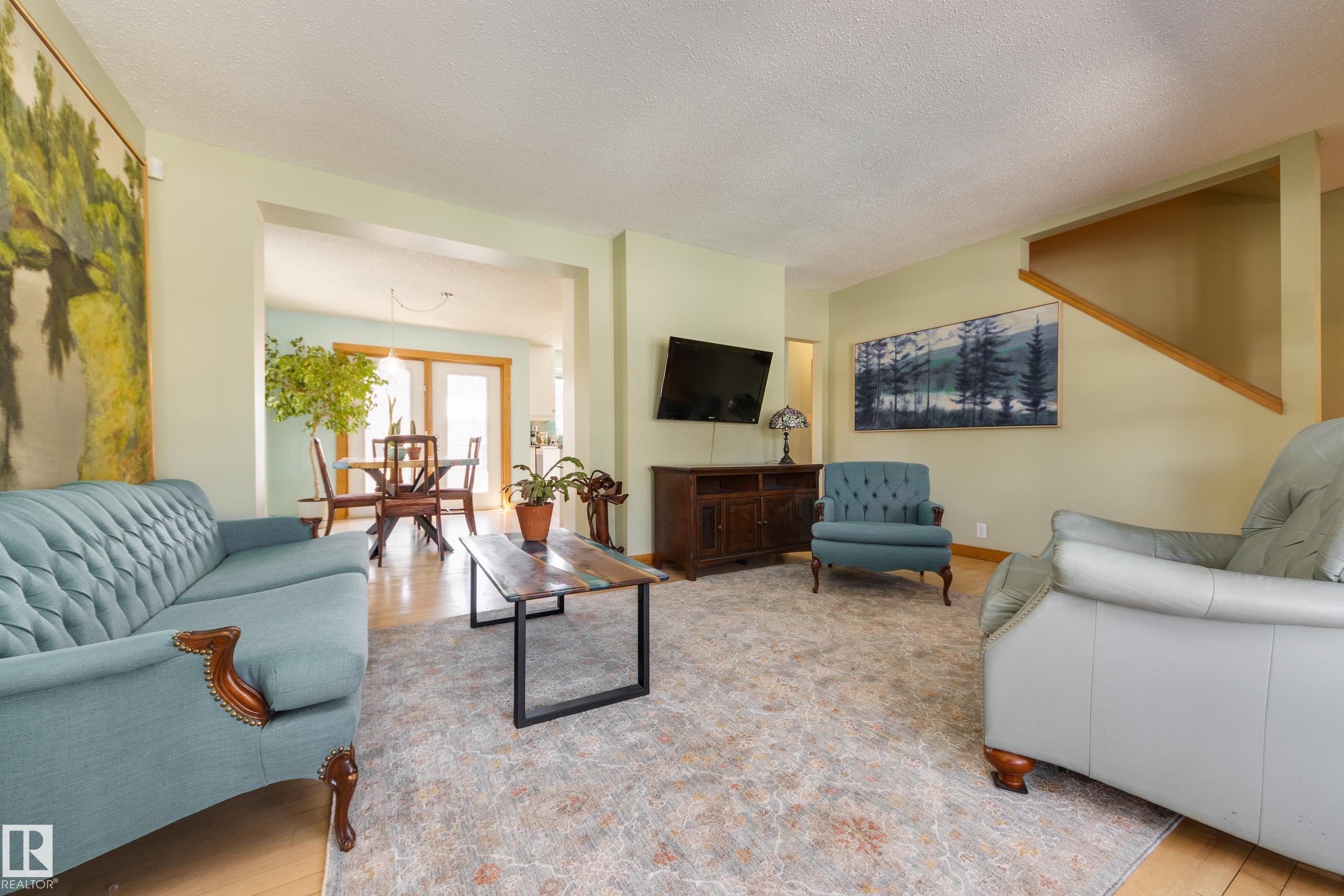 Photo 7 at 6310 112 Street NW, Parkallen, Edmonton