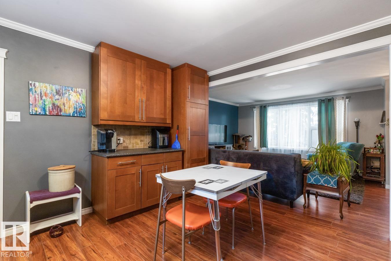 Photo 15 at 10512 44 Street NW, Gold Bar, Edmonton