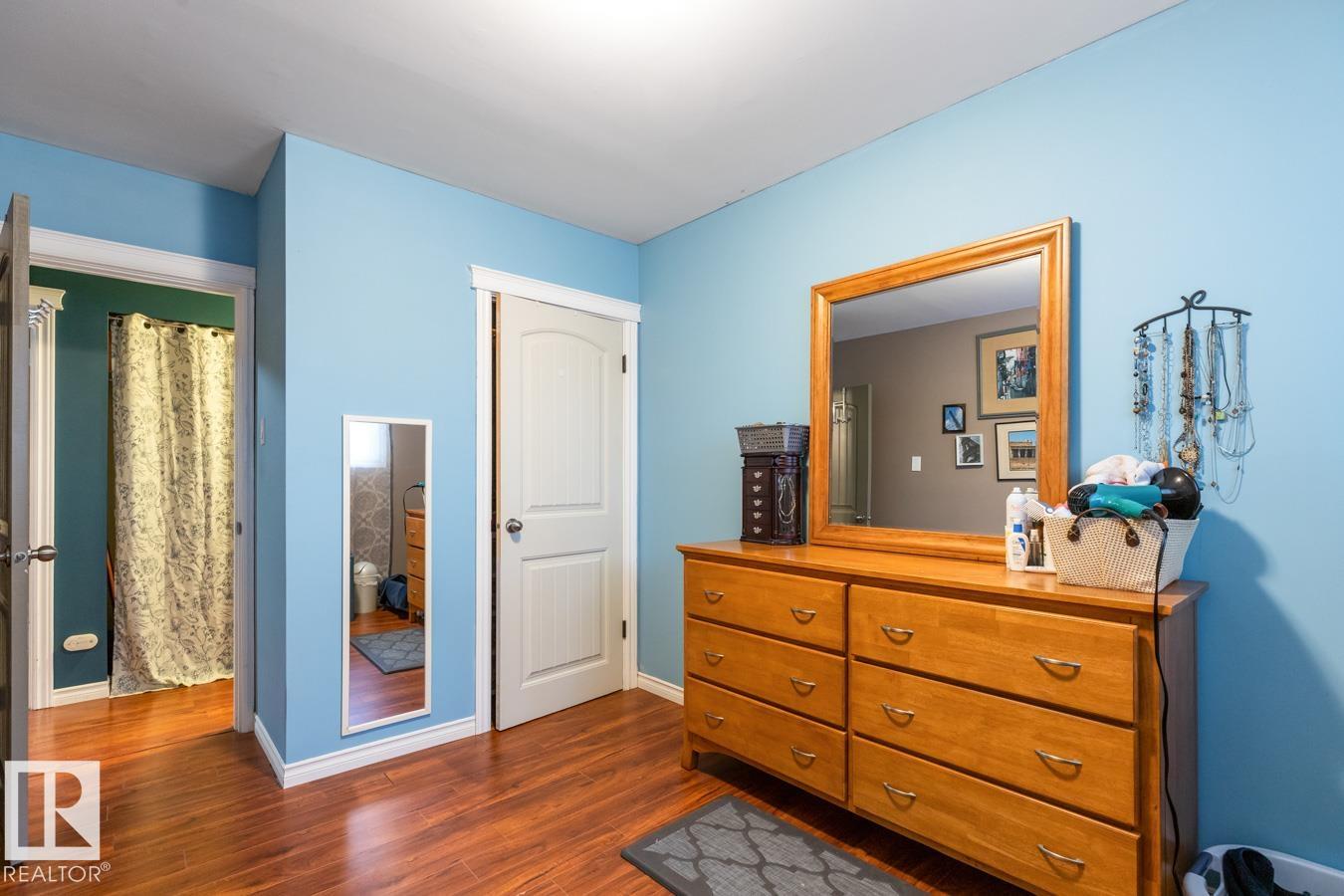 Photo 18 at 10512 44 Street NW, Gold Bar, Edmonton