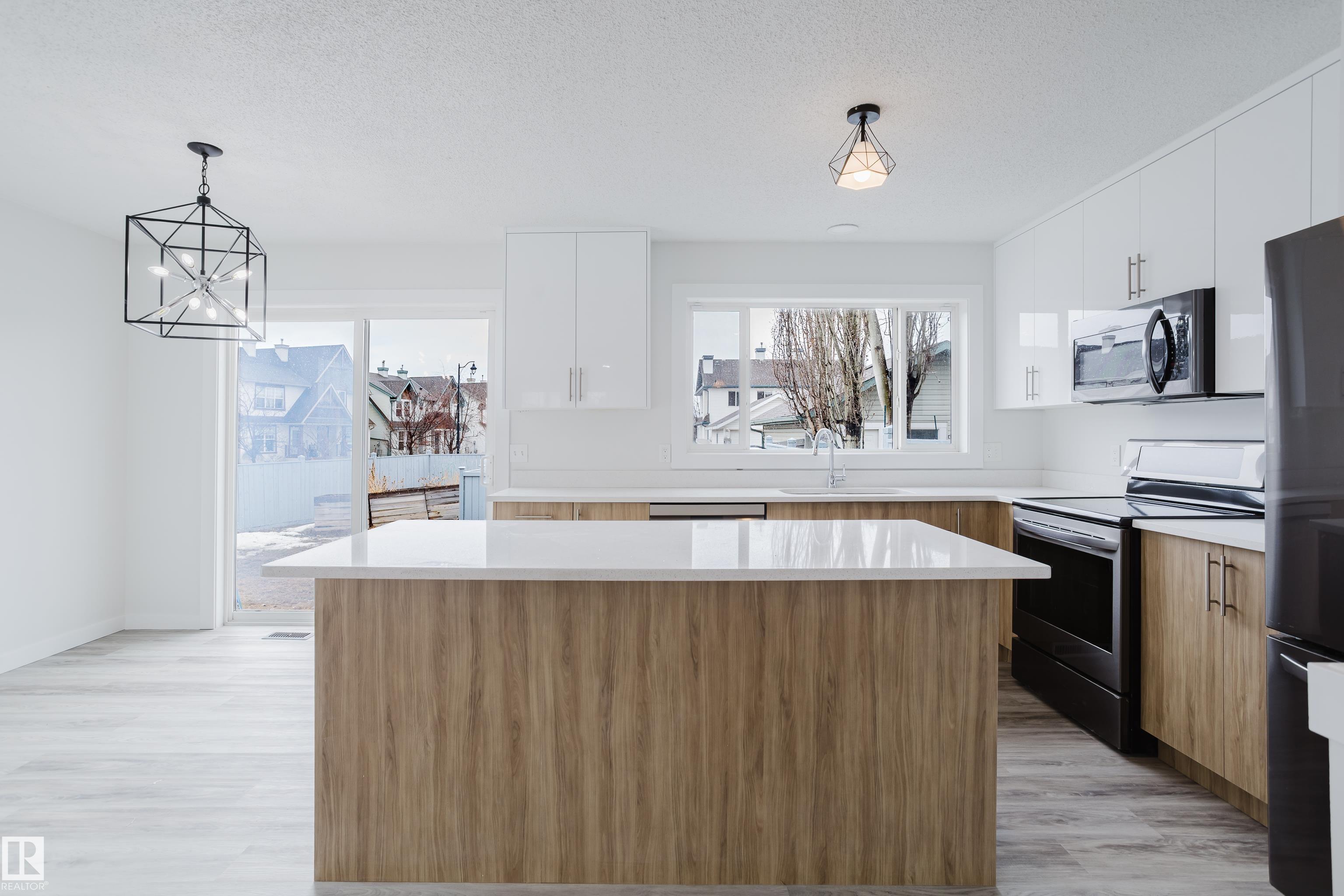 Photo 16 at 5604 202 Street NW, The Hamptons, Edmonton