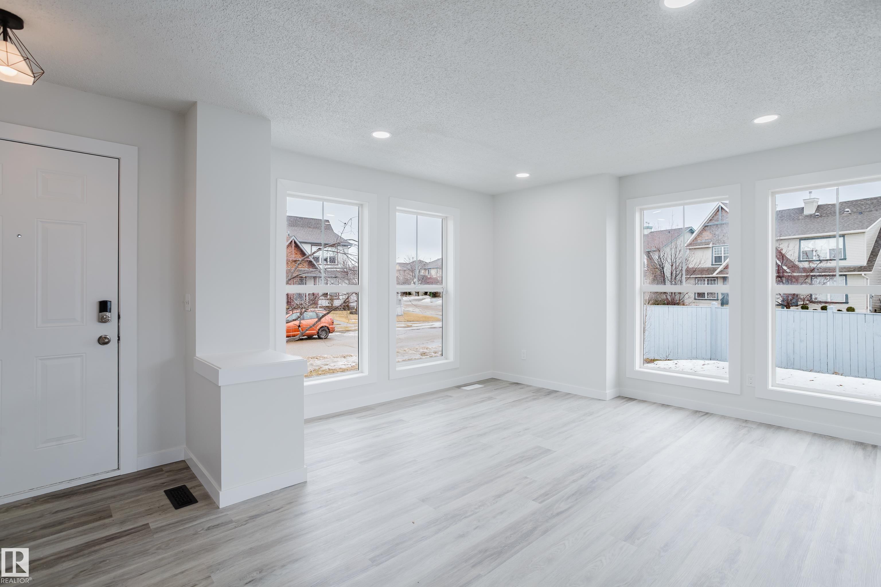 Photo 8 at 5604 202 Street NW, The Hamptons, Edmonton