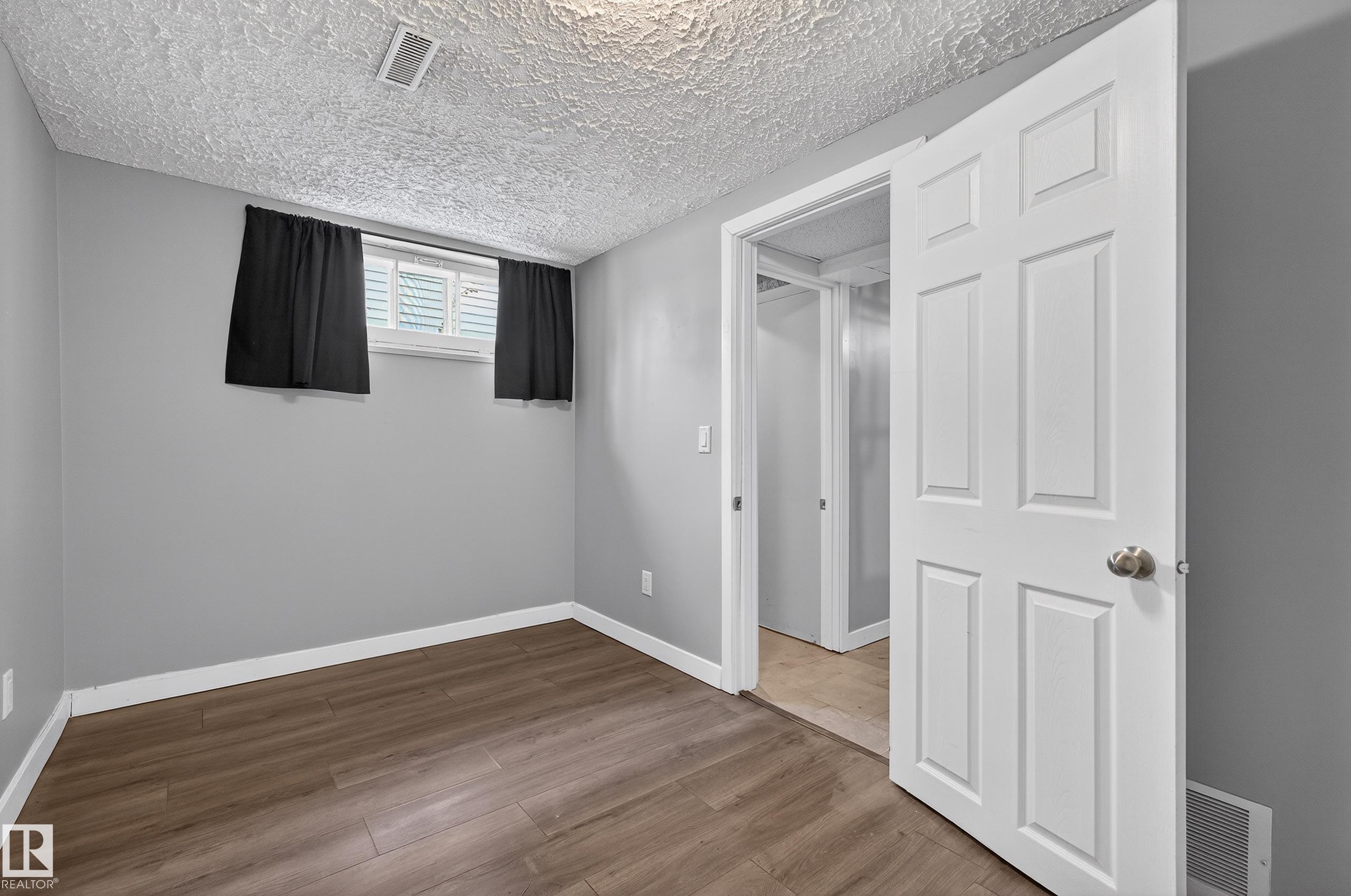 Photo 22 at 12822 72 Street NW, Balwin, Edmonton