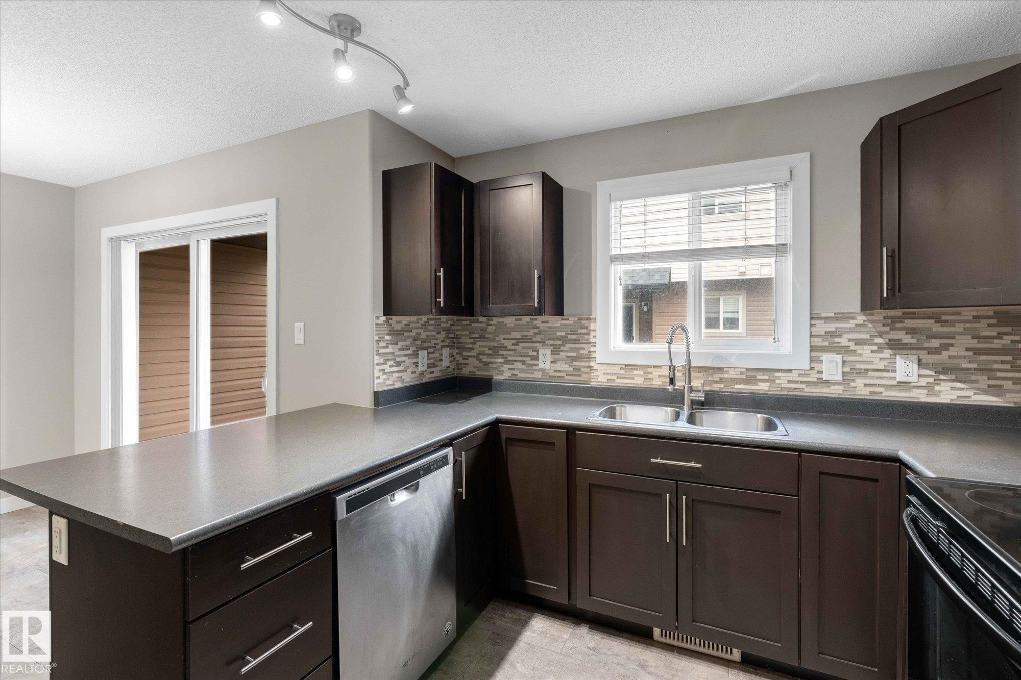 Photo 11 at 2 - 8716 179 Avenue NW, Klarvatten, Edmonton