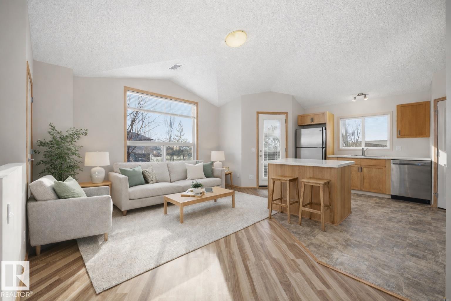 Picture for #67 604 62 ST SW