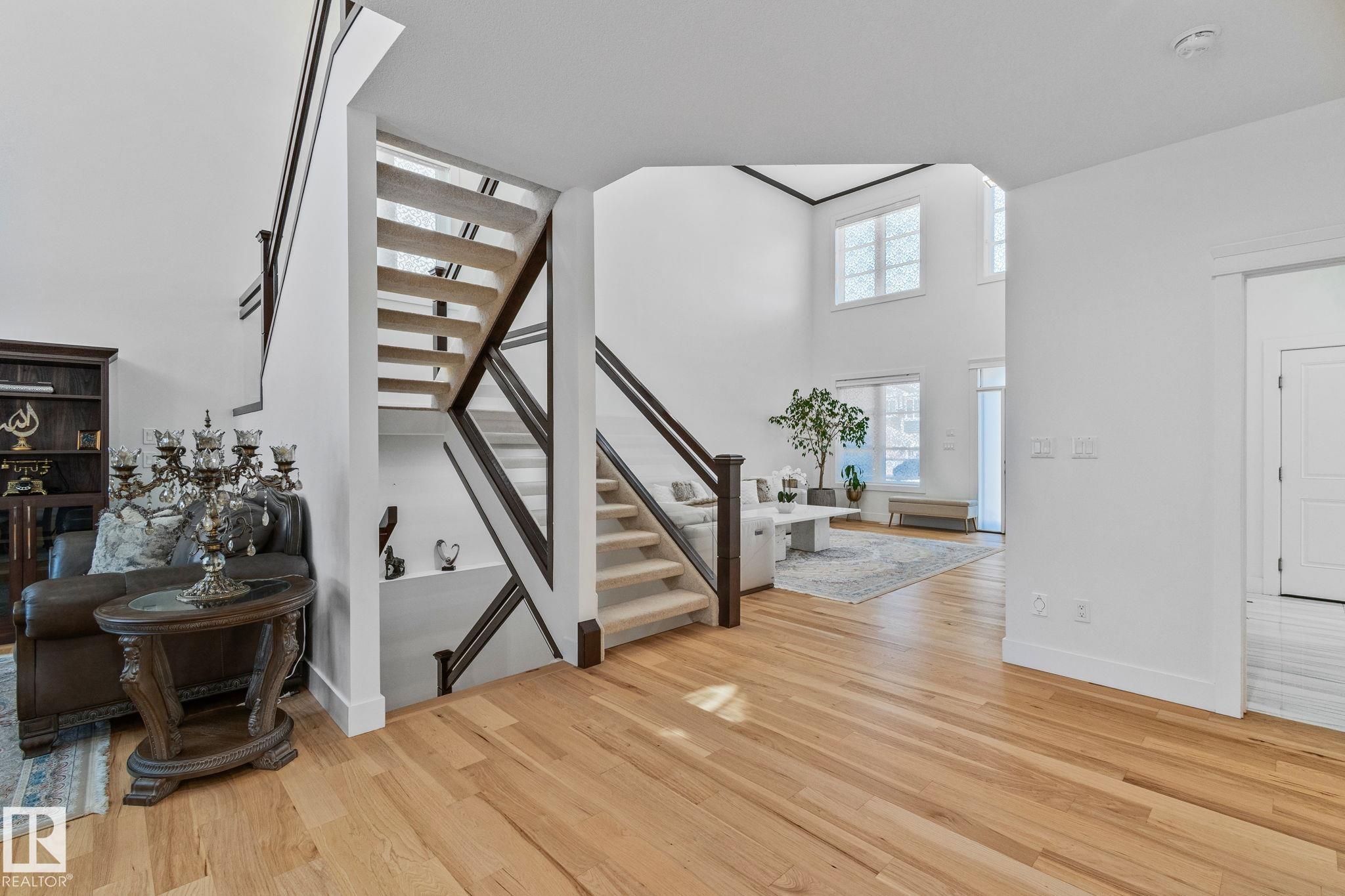 Photo 13 at 1175 Hainstock Green green SW, Hays Ridge Area, Edmonton