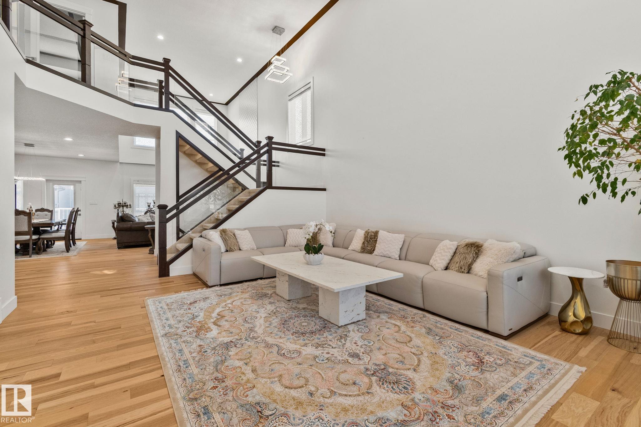 Photo 16 at 1175 Hainstock Green green SW, Hays Ridge Area, Edmonton