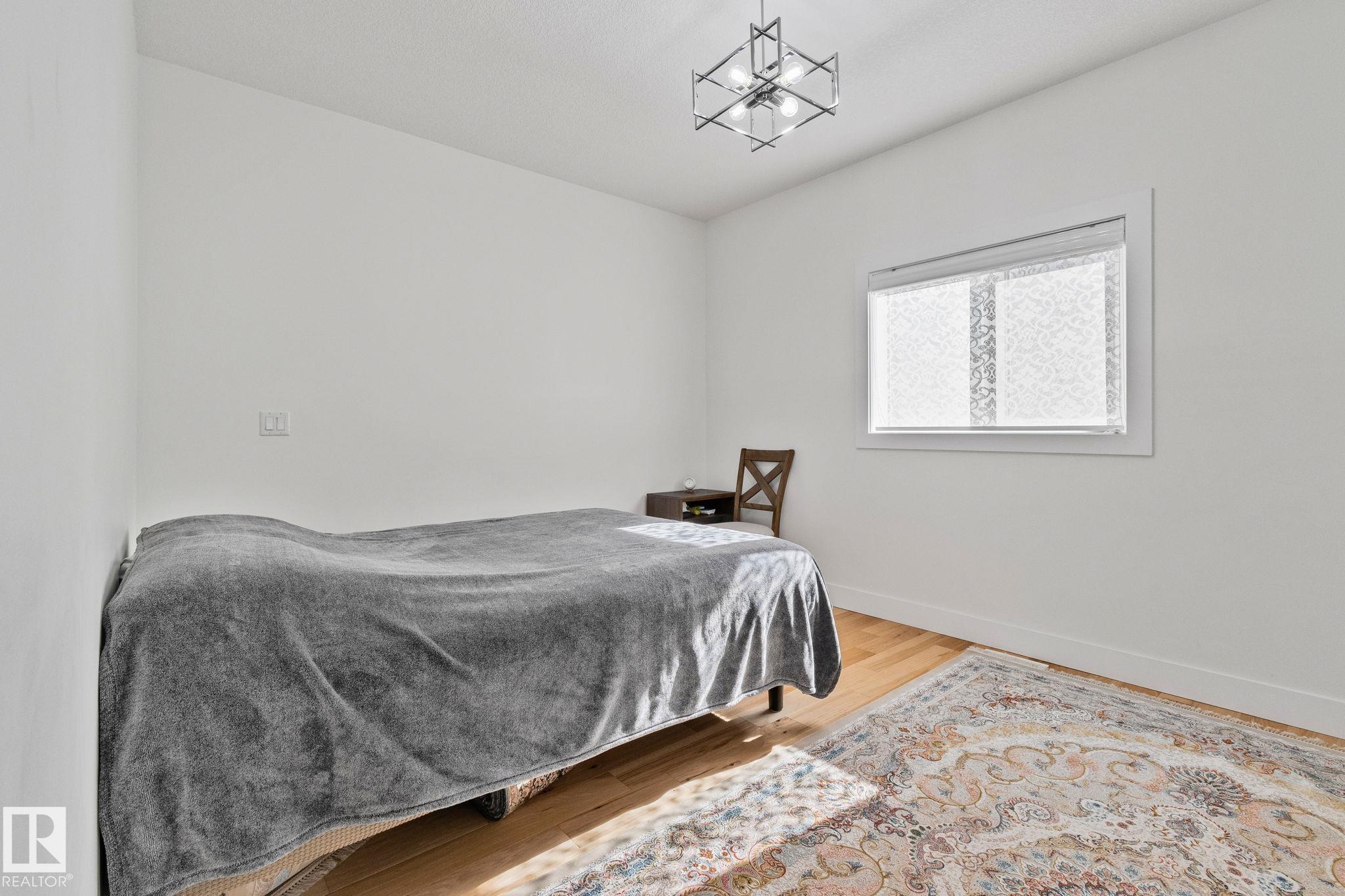 Photo 20 at 1175 Hainstock Green green SW, Hays Ridge Area, Edmonton