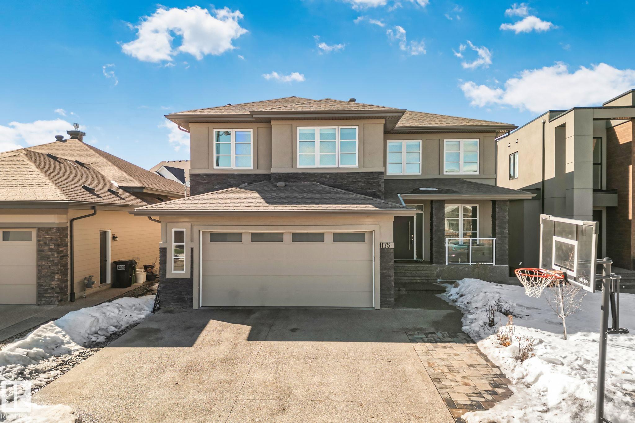 Photo 3 at 1175 Hainstock Green green SW, Hays Ridge Area, Edmonton