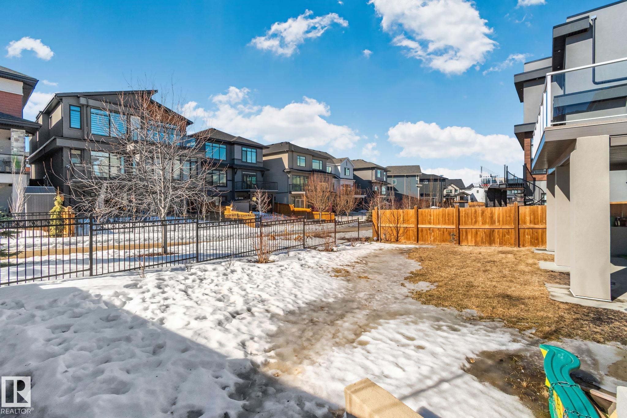 Photo 56 at 1175 Hainstock Green green SW, Hays Ridge Area, Edmonton