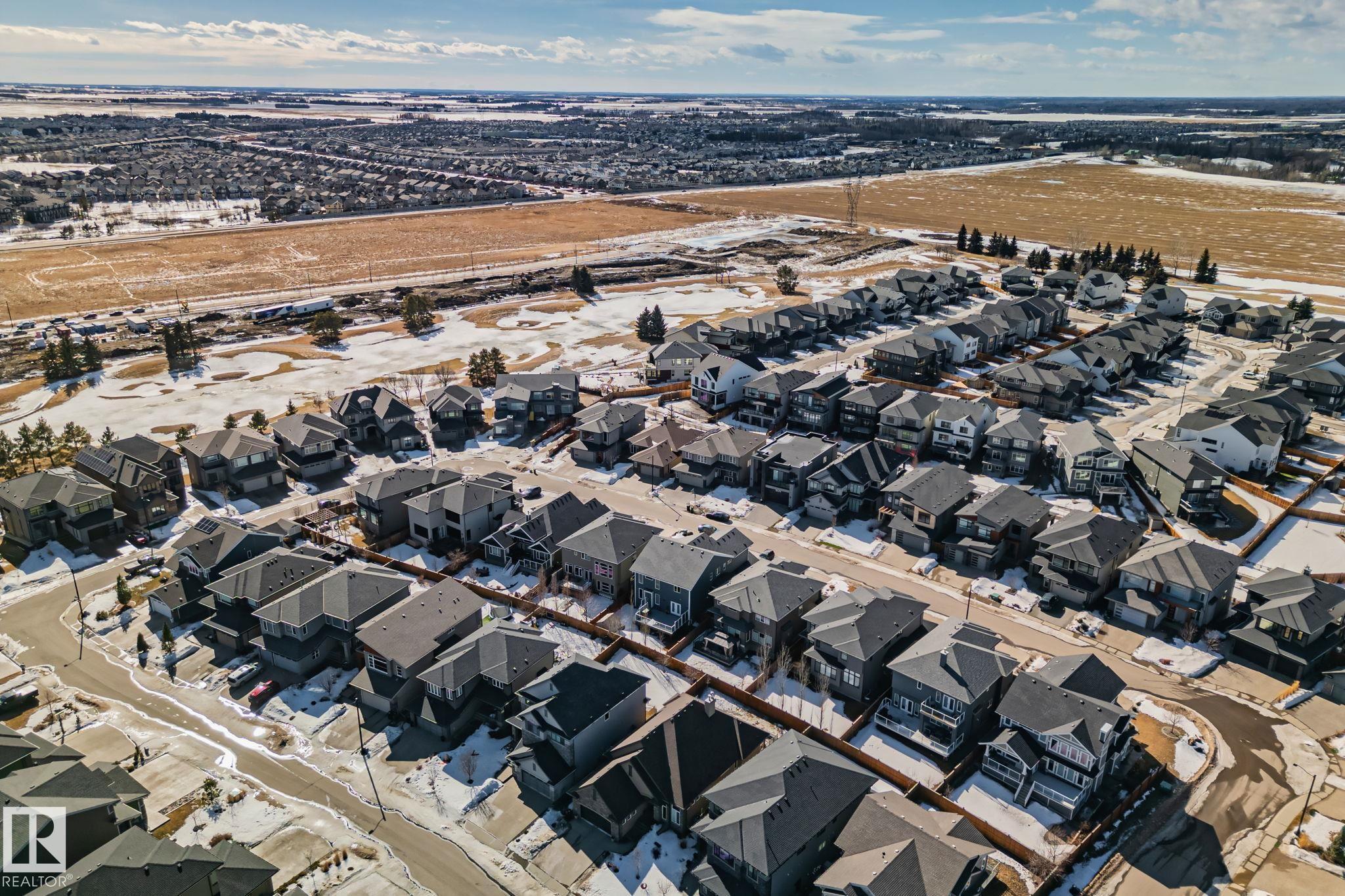 Photo 69 at 1175 Hainstock Green green SW, Hays Ridge Area, Edmonton