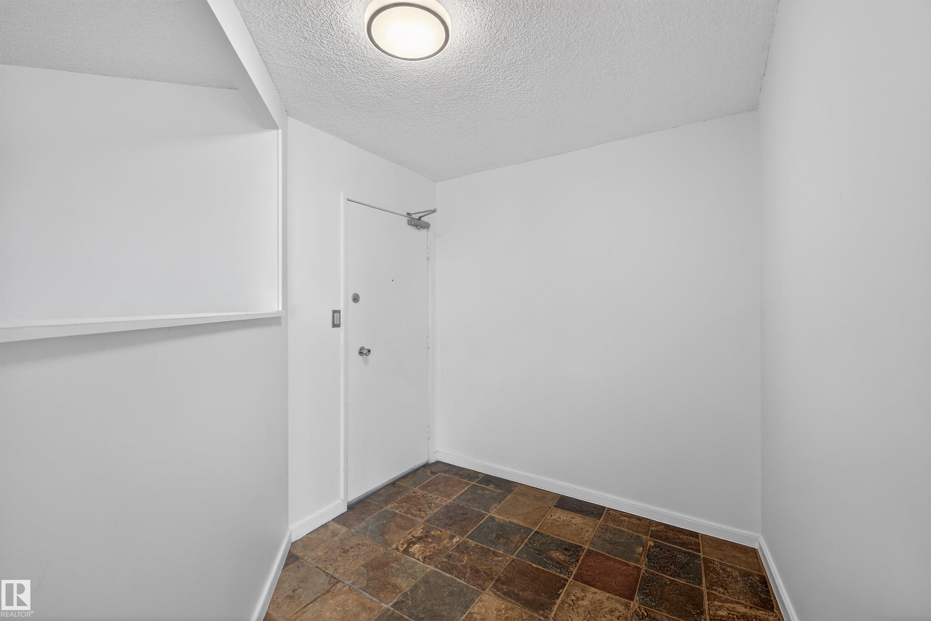 Photo 19 at 1608 - 10045 117 Street NW, Wîhkwêntôwin, Edmonton