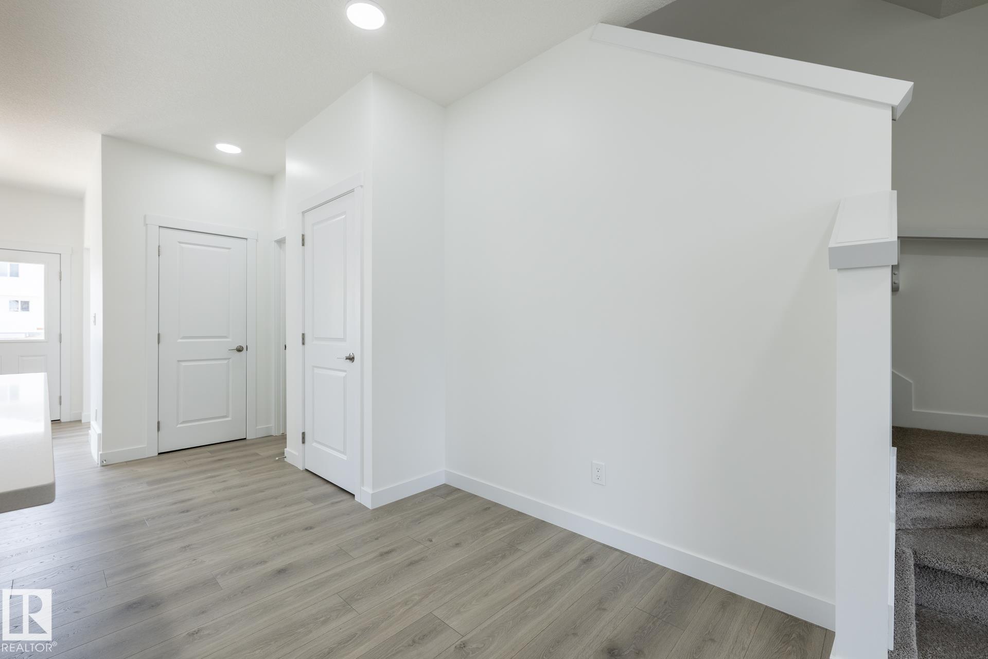 Photo 9 at 600 Ashgrove Circle, Anderson, Leduc