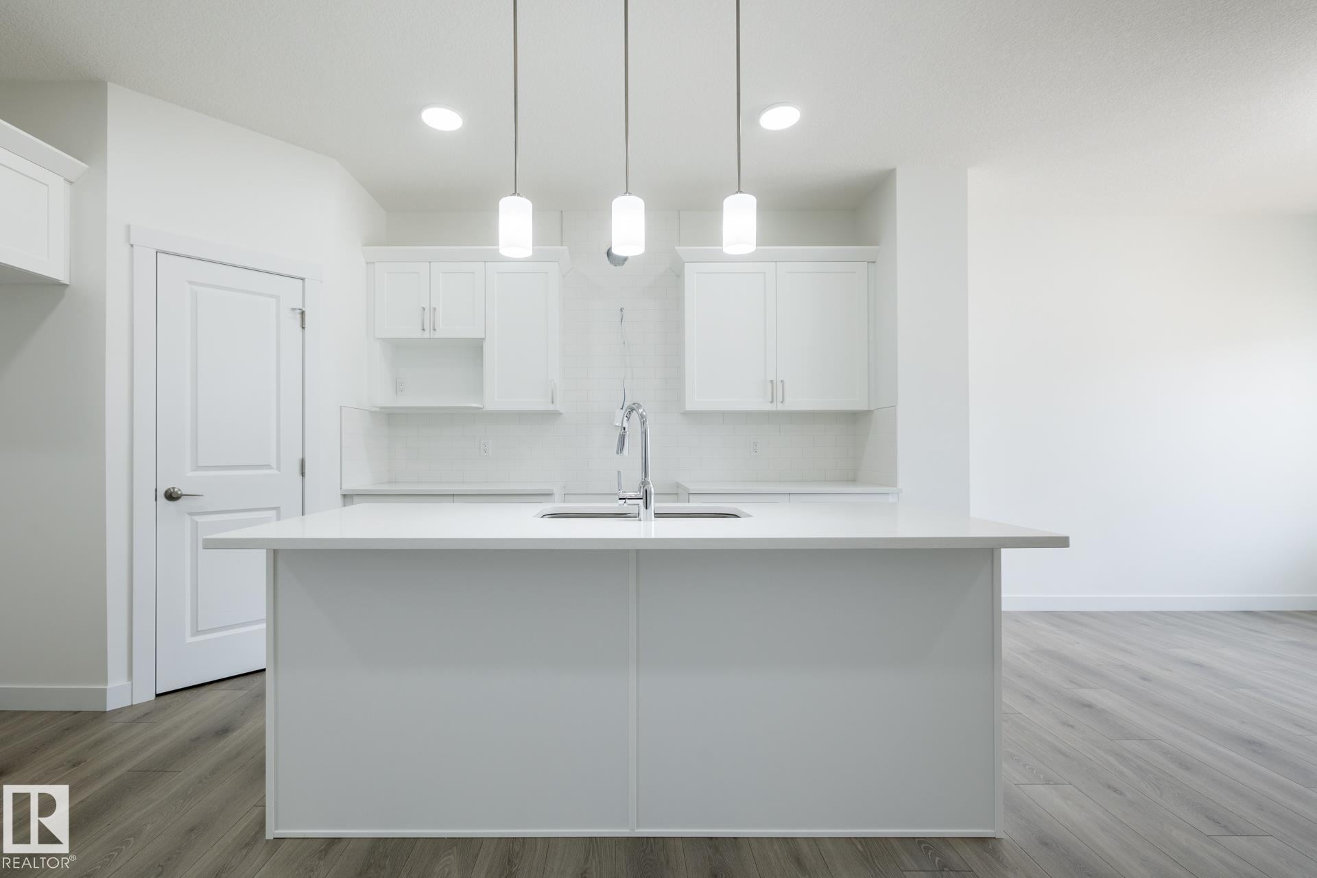 Photo 10 at 600 Ashgrove Circle, Anderson, Leduc