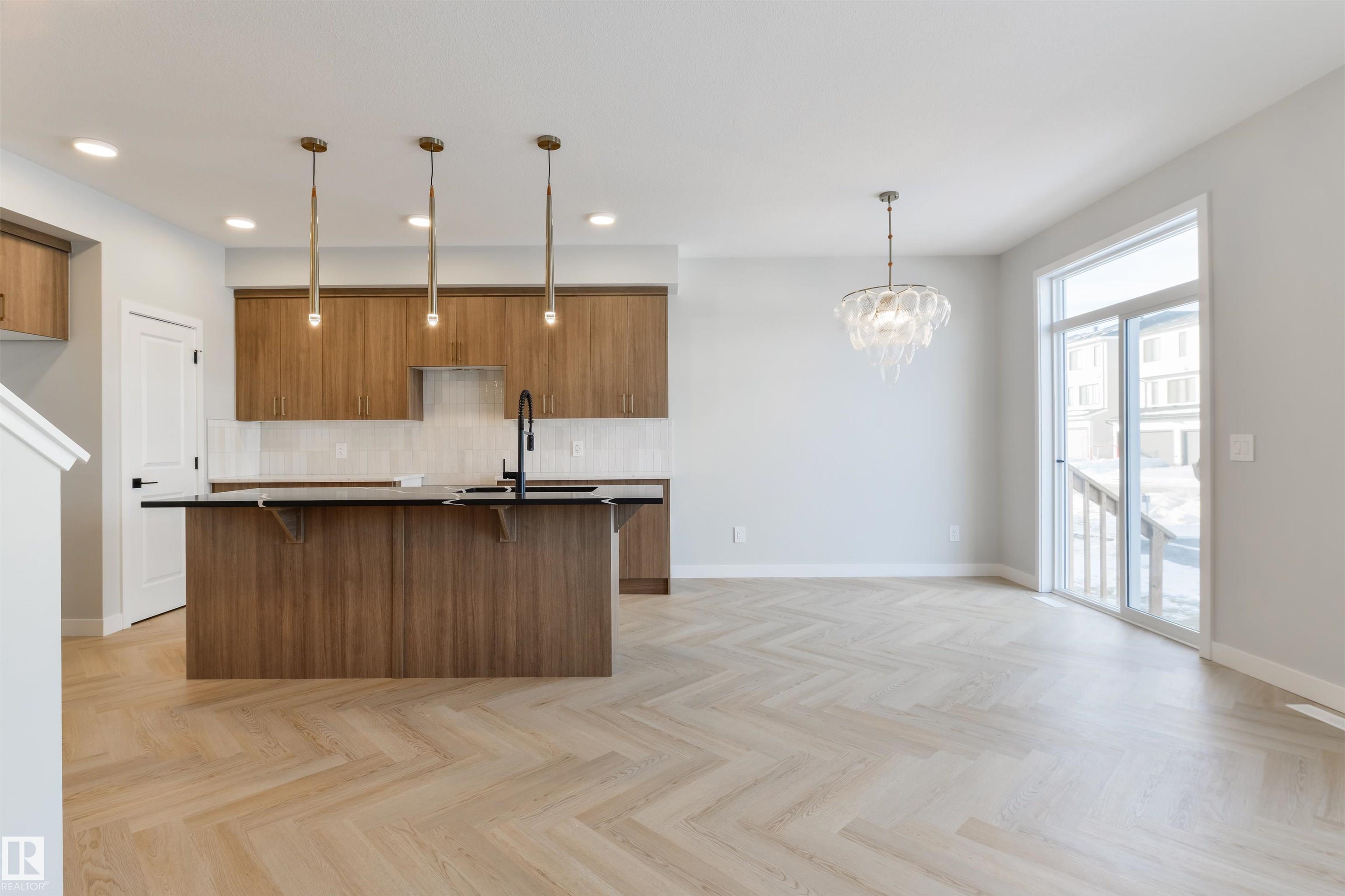 Photo 12 at 19 Cobblestone Gate, Copperhaven, Spruce Grove