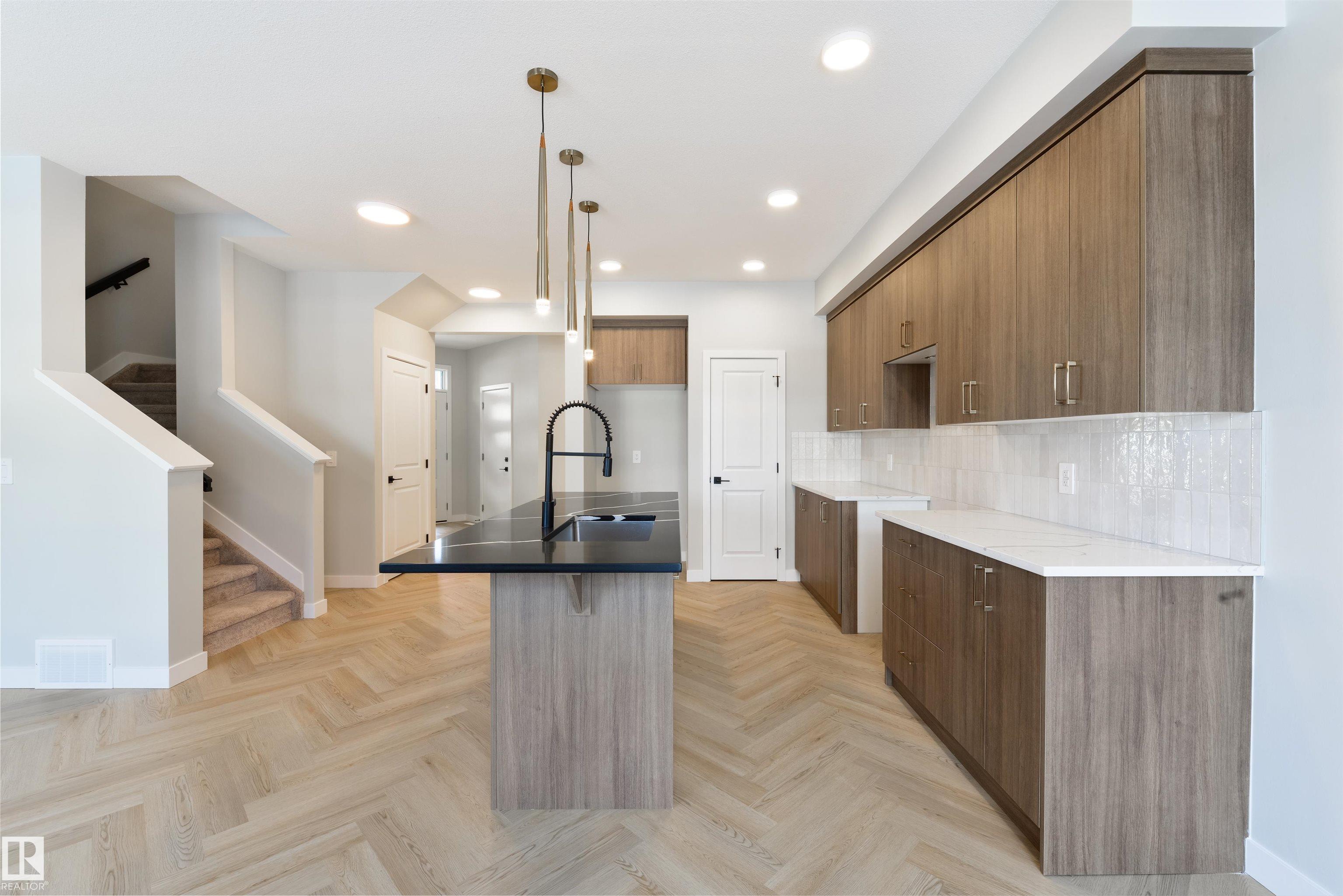 Photo 16 at 19 Cobblestone Gate, Copperhaven, Spruce Grove