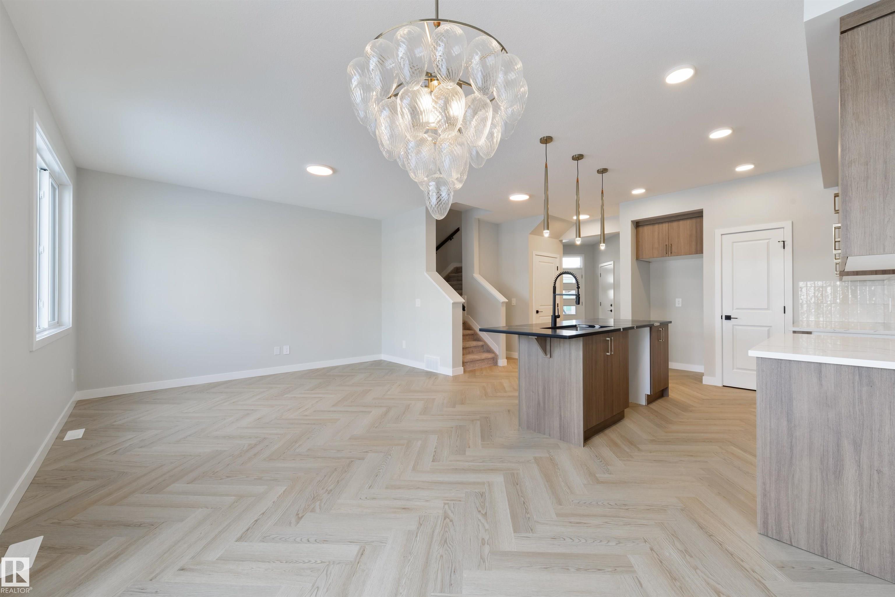 Photo 18 at 19 Cobblestone Gate, Copperhaven, Spruce Grove