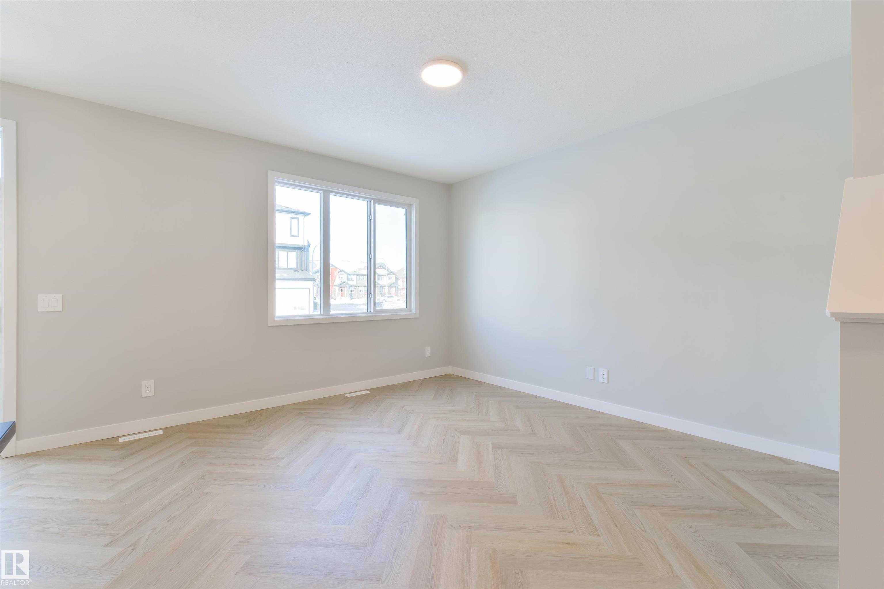 Photo 22 at 19 Cobblestone Gate, Copperhaven, Spruce Grove