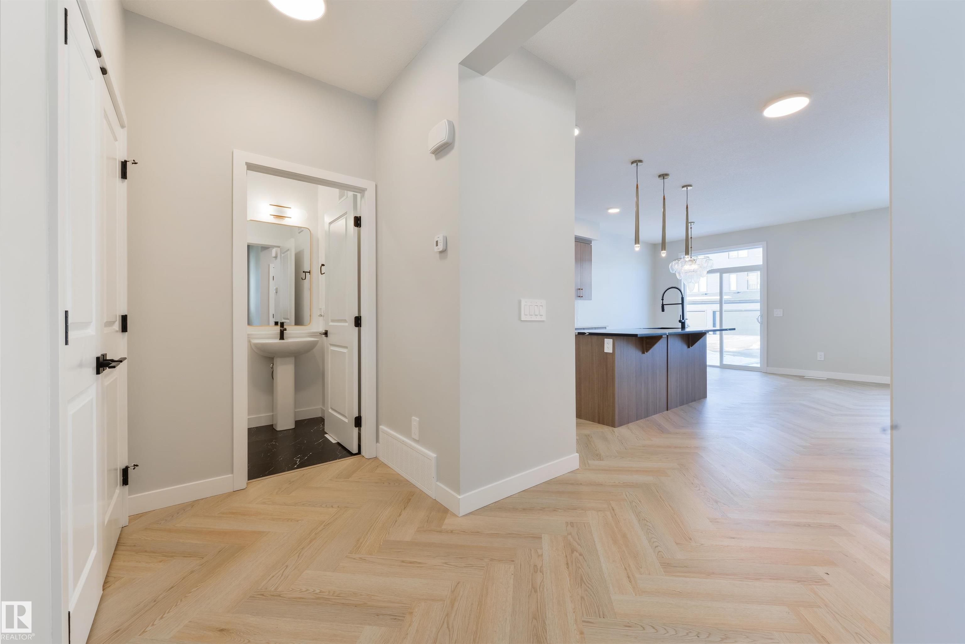 Photo 25 at 19 Cobblestone Gate, Copperhaven, Spruce Grove