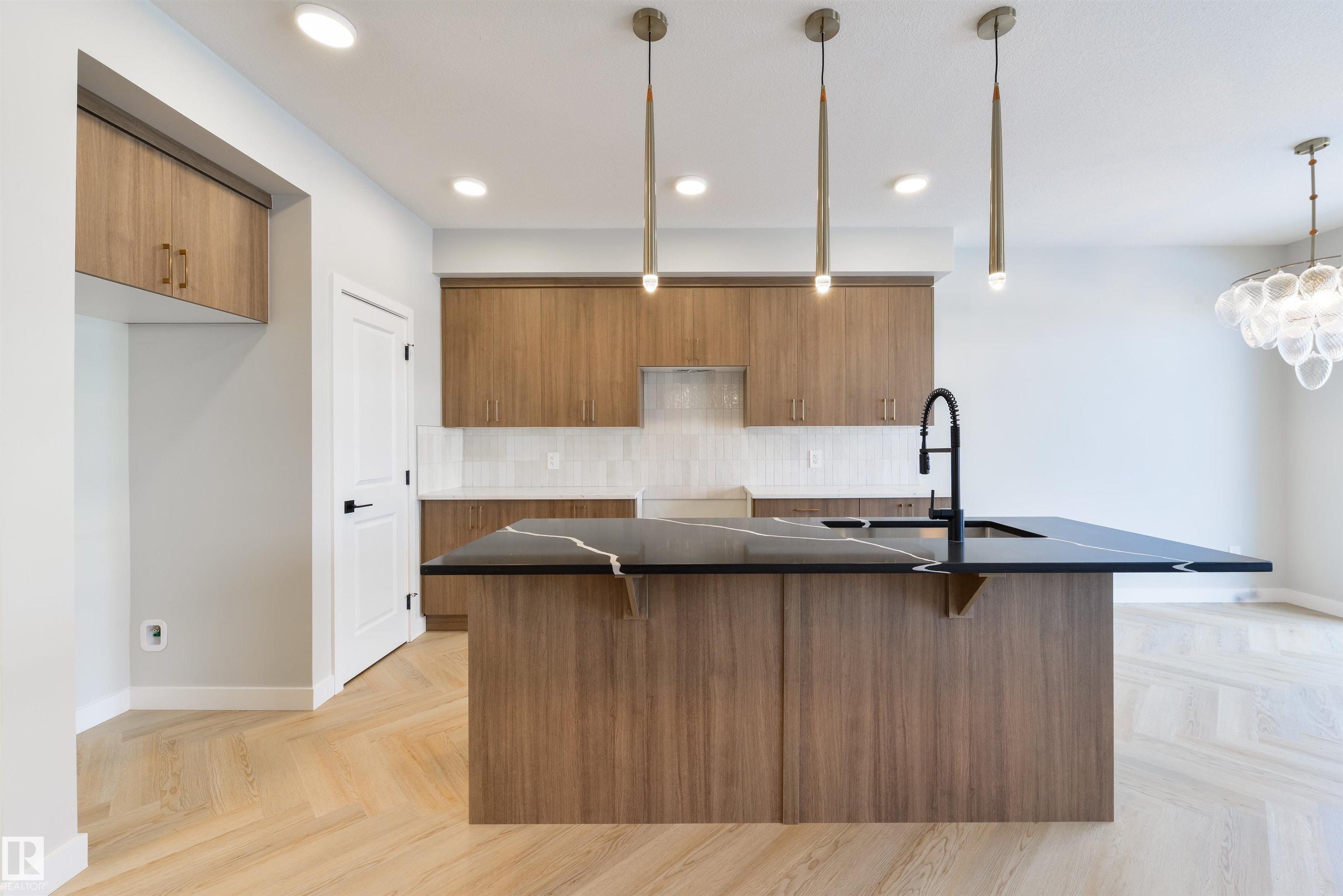 Photo 8 at 19 Cobblestone Gate, Copperhaven, Spruce Grove