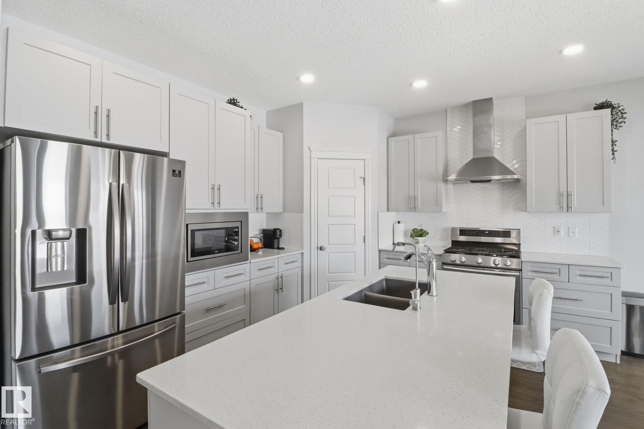 Photo 2 at 812 176 Street SW, Windermere, Edmonton