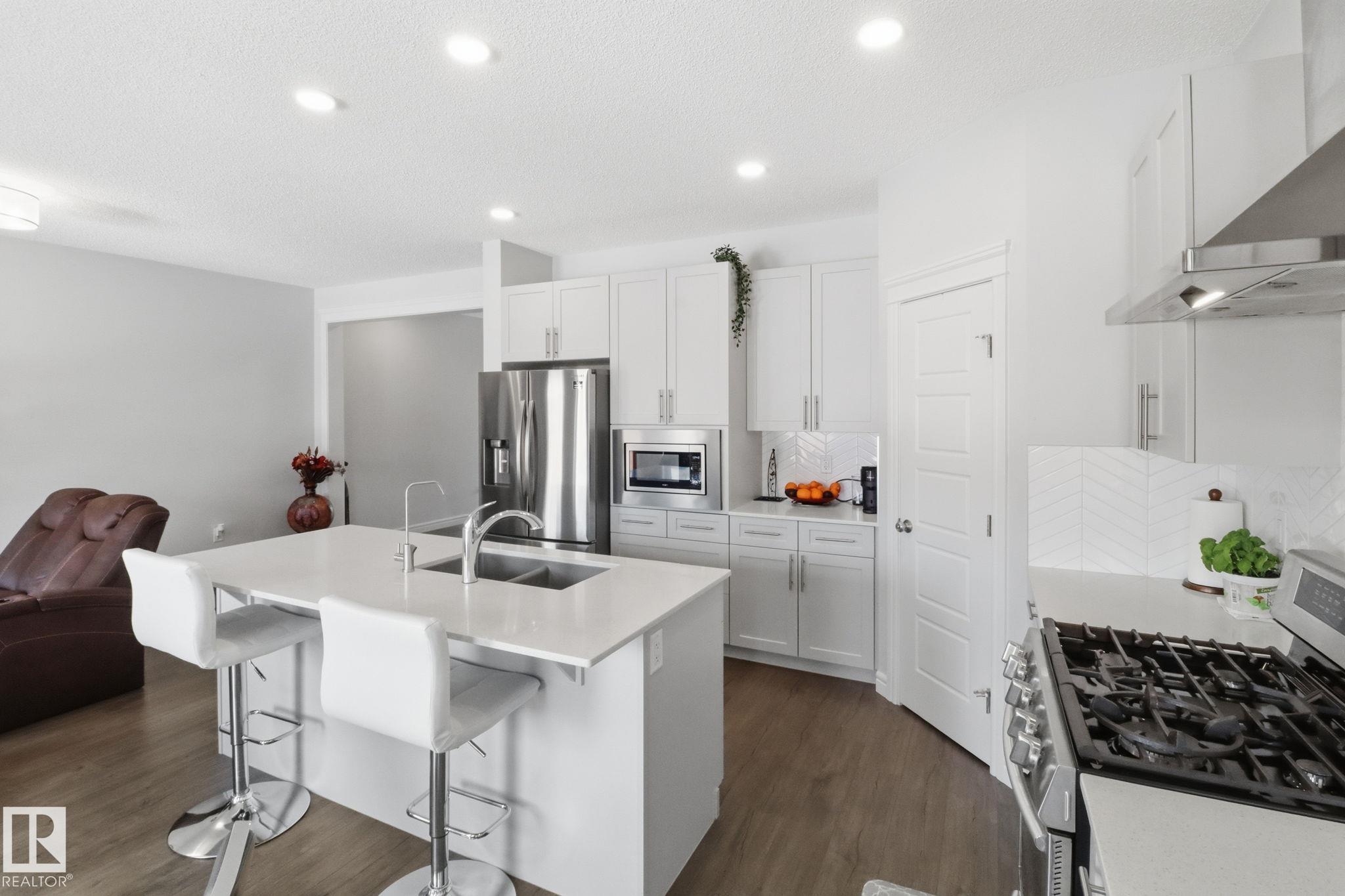 Photo 9 at 812 176 Street SW, Windermere, Edmonton