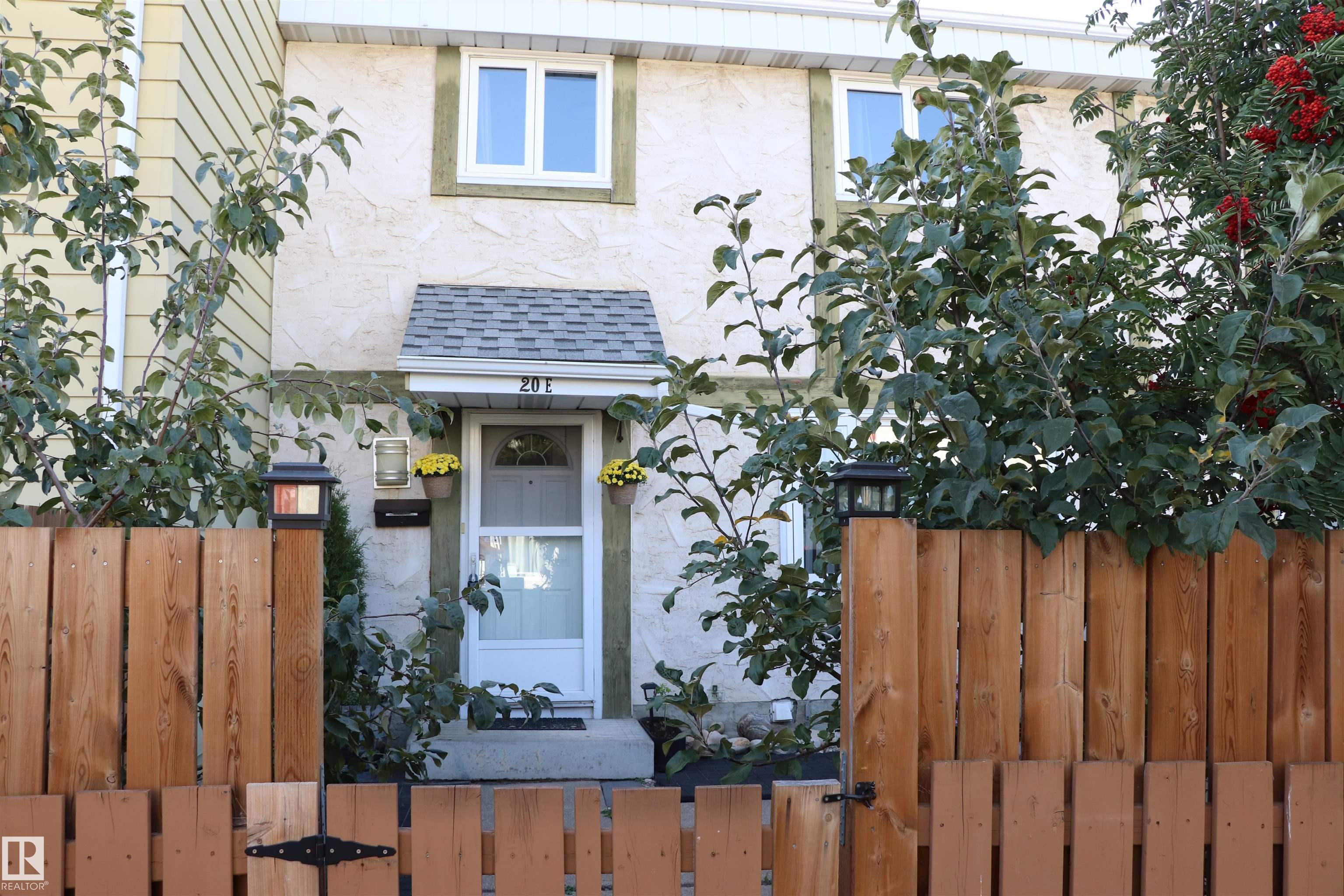 Photo 32 at 20E Callingwood Court NW, Callingwood North, Edmonton