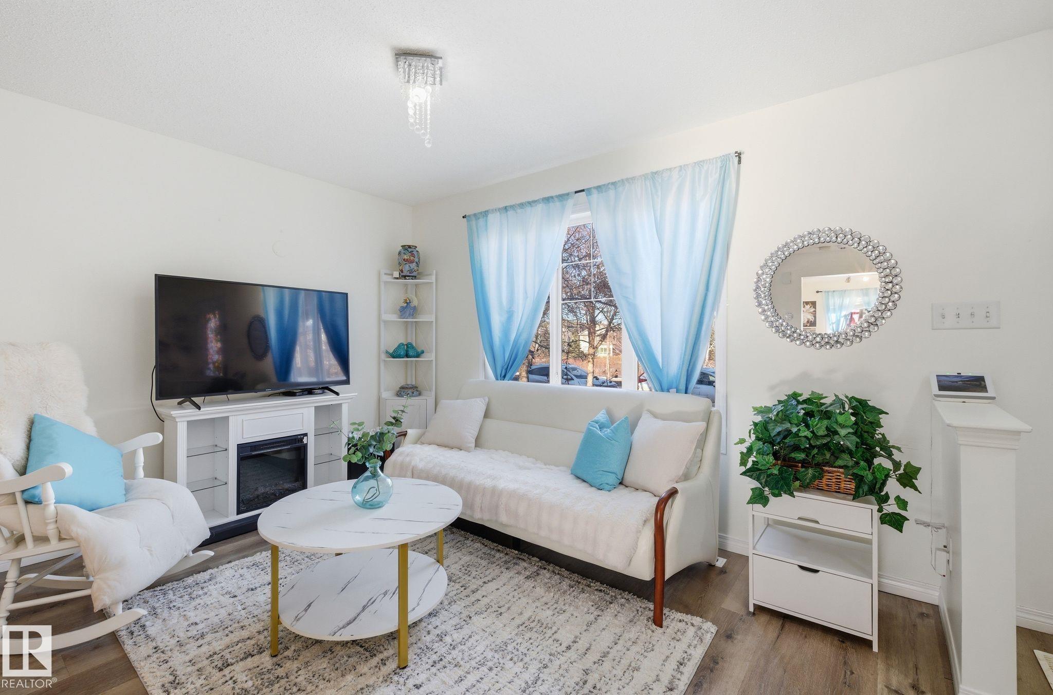 Photo 6 at 7032 South Terwillegar Drive NW, South Terwillegar, Edmonton