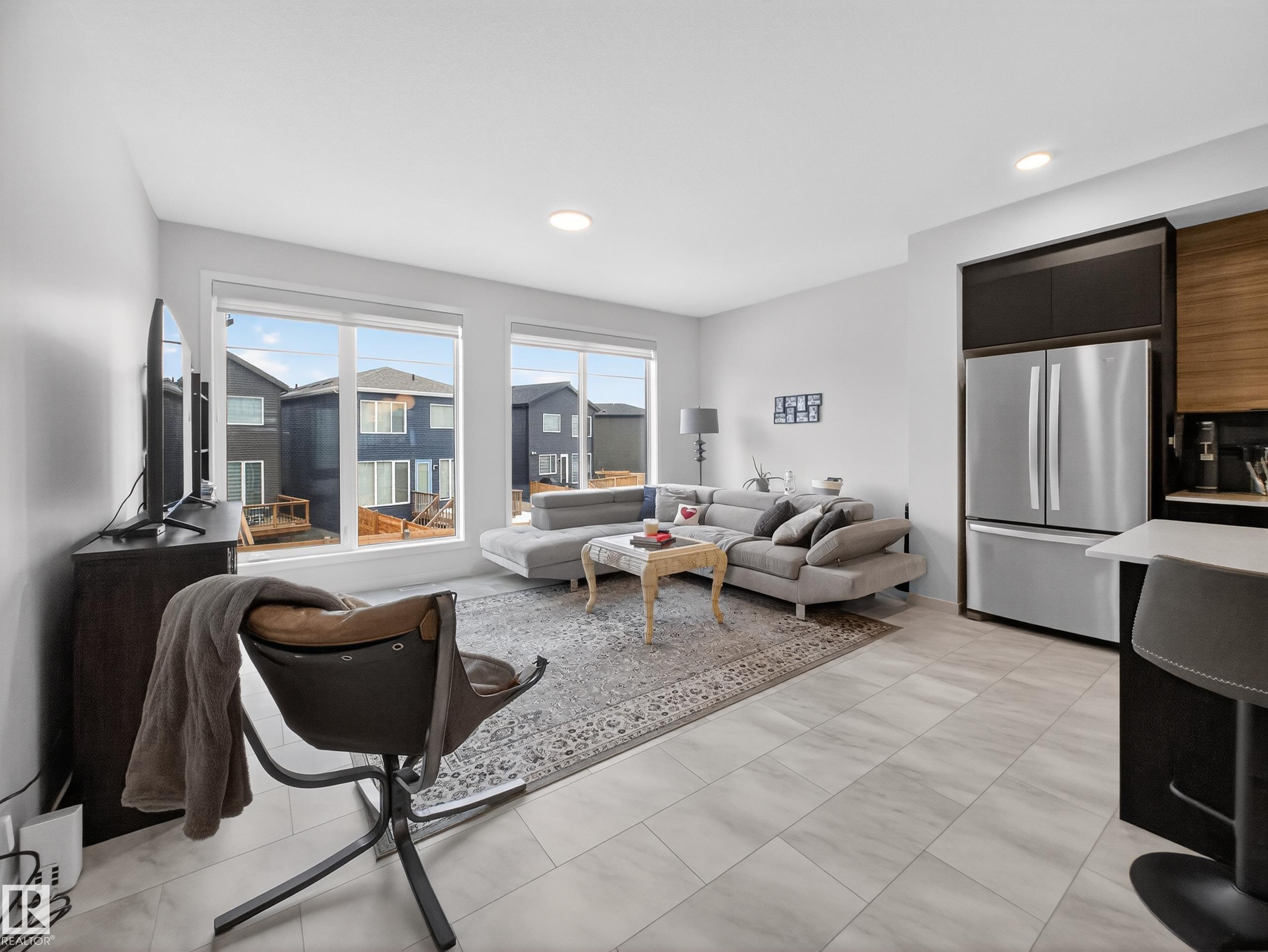 Photo 13 at 451 39 Street SW, Charlesworth, Edmonton