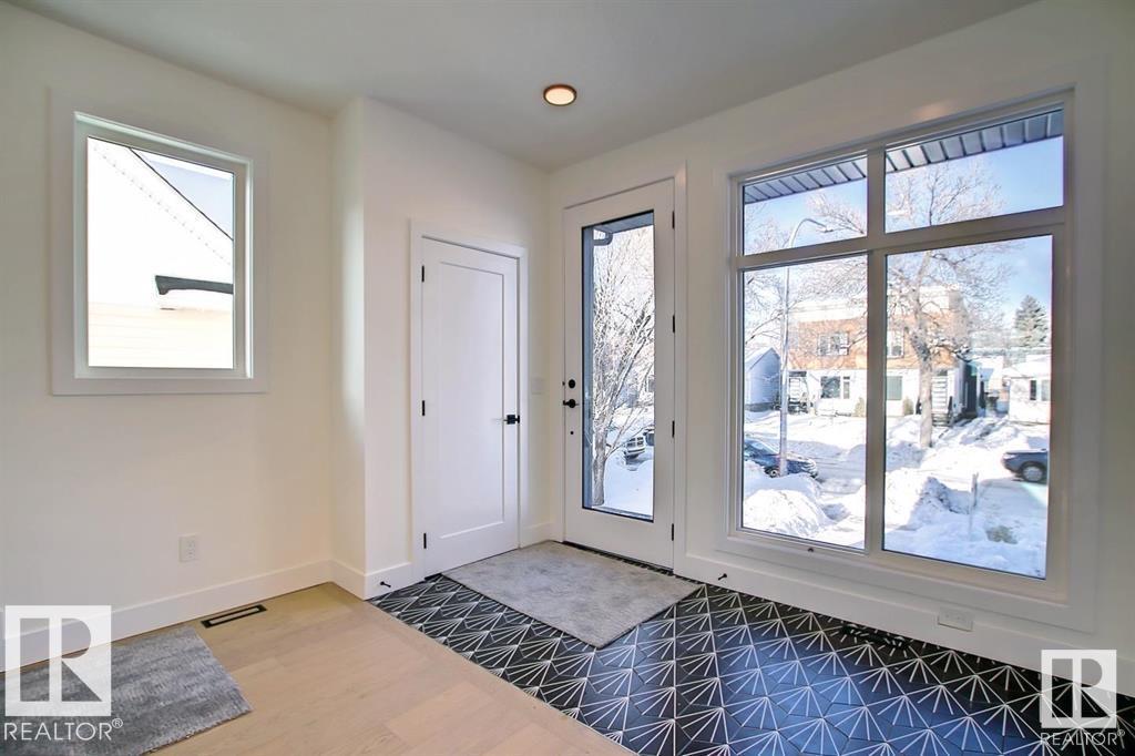 Photo 15 at 13909 107a Avenue NW, North Glenora, Edmonton