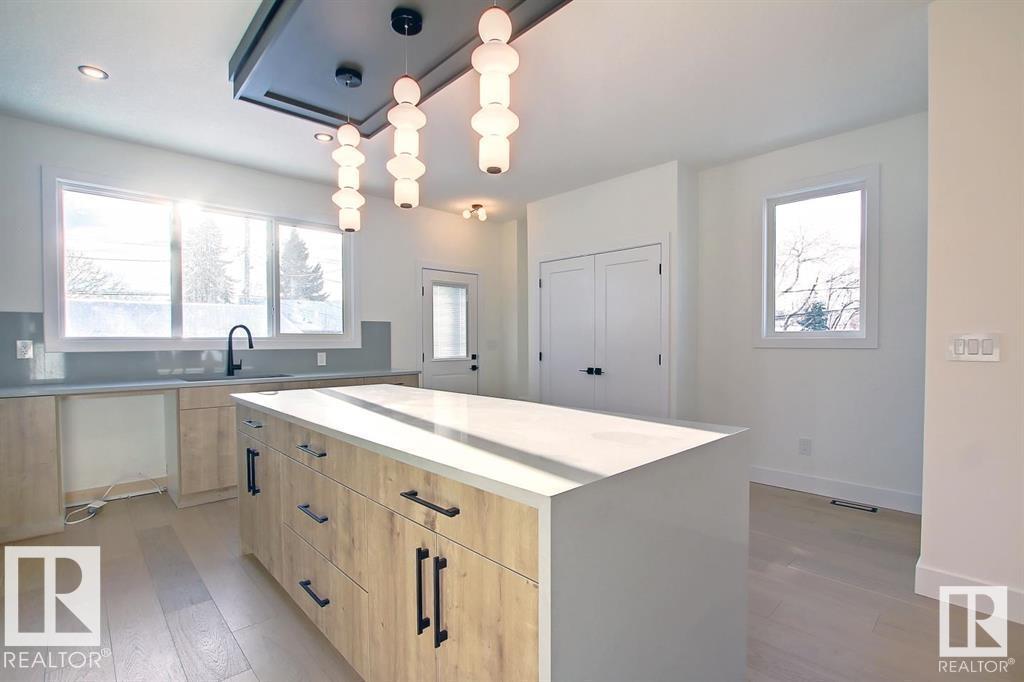 Photo 23 at 13909 107a Avenue NW, North Glenora, Edmonton