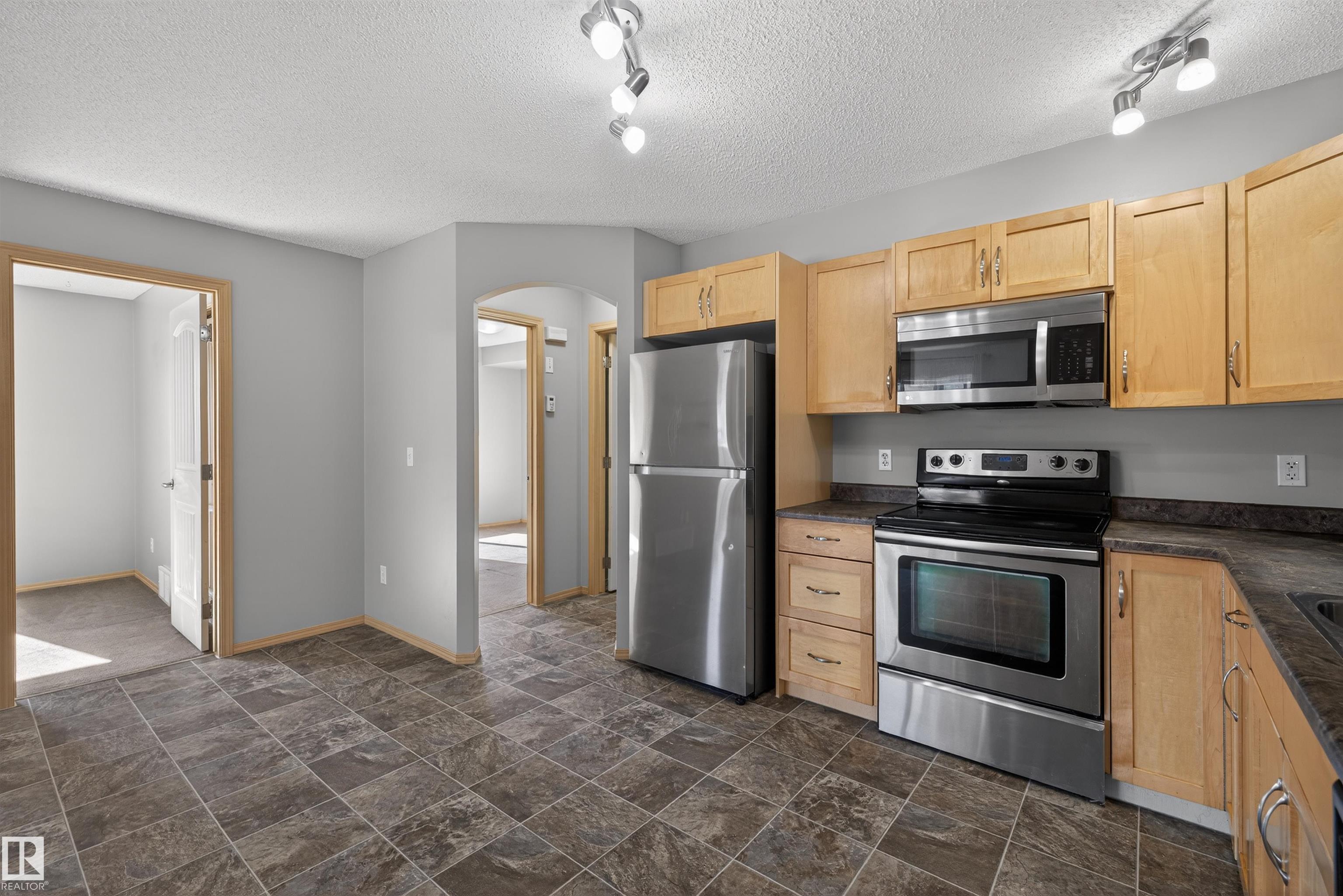 Picture for #16 604 62 ST SW