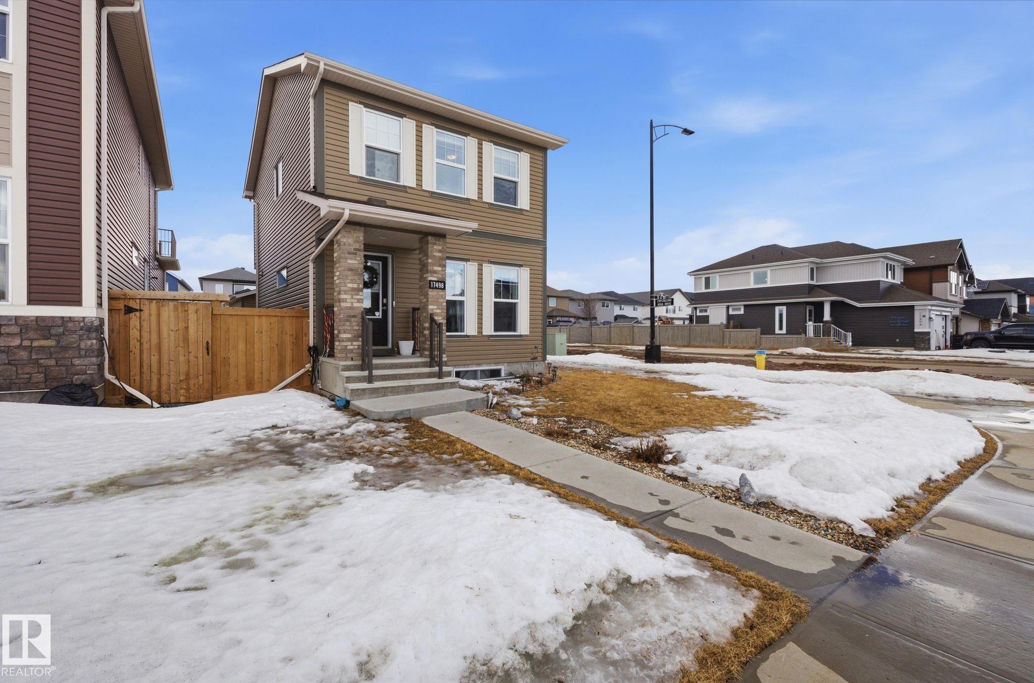 Photo 5 at 17498 76 Street NW, Crystallina Nera West, Edmonton