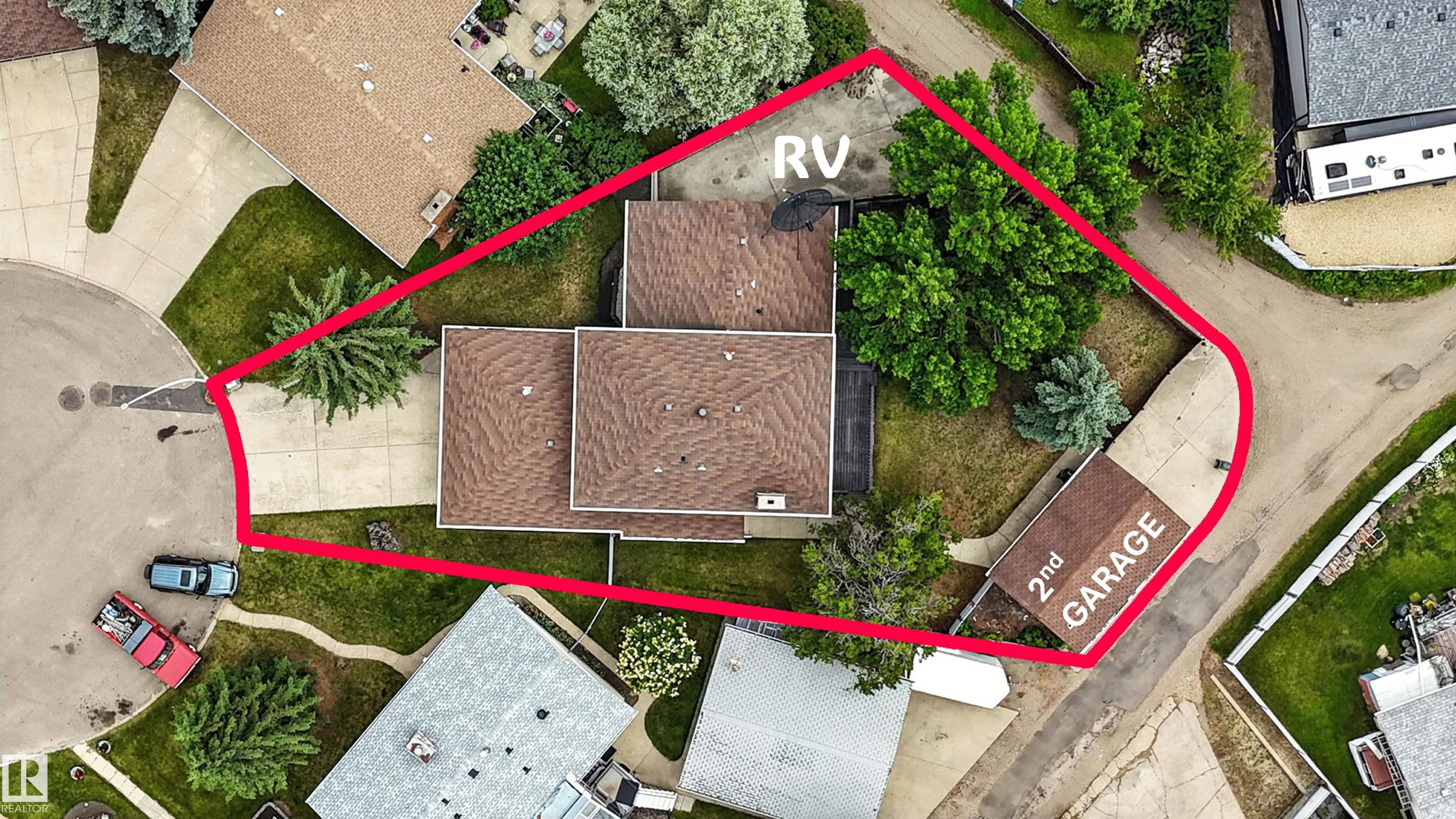 Photo 3 at 2011 89 Street NW, Satoo, Edmonton