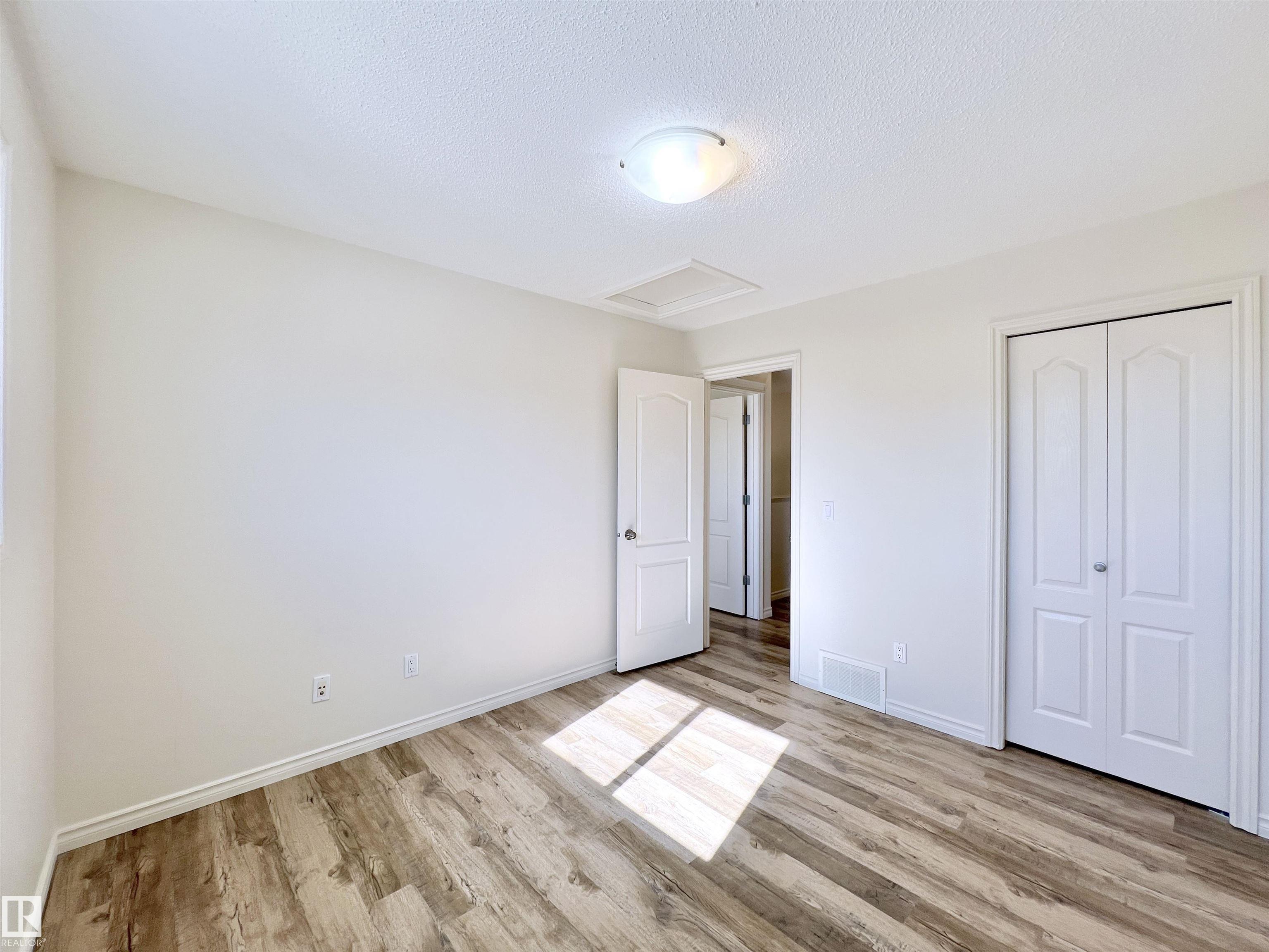 https://zimg.paragon.ice.com/ParagonImages/Property/PM/RAE/225391258/29/0/0/aba5f2b0ad4cffaf480fd3c1b91e039a/1/3cb07a83d05324c5f4191b7a3cbc6398/225391258-5b639d64-f972-48dc-9c98-9d2c98783218.JPG