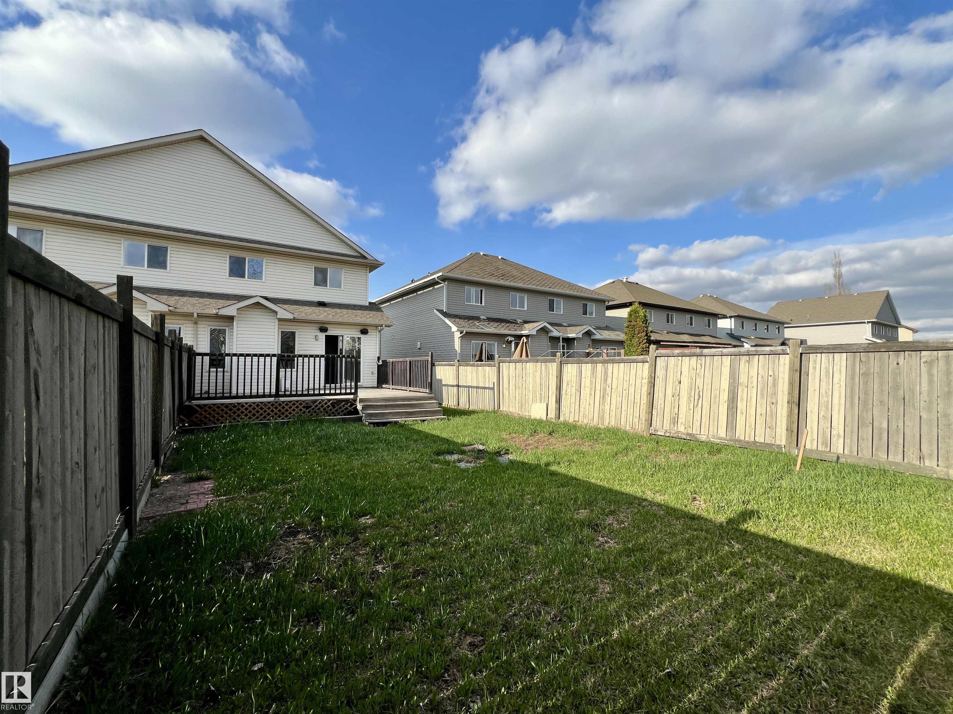 https://zimg.paragon.ice.com/ParagonImages/Property/PM/RAE/225391258/37/0/0/5485a1216cb2a423f27b928591f3a7a3/1/3cb07a83d05324c5f4191b7a3cbc6398/225391258-7d39ed64-3a6f-4918-aa90-4b0a5d86be2d.JPG