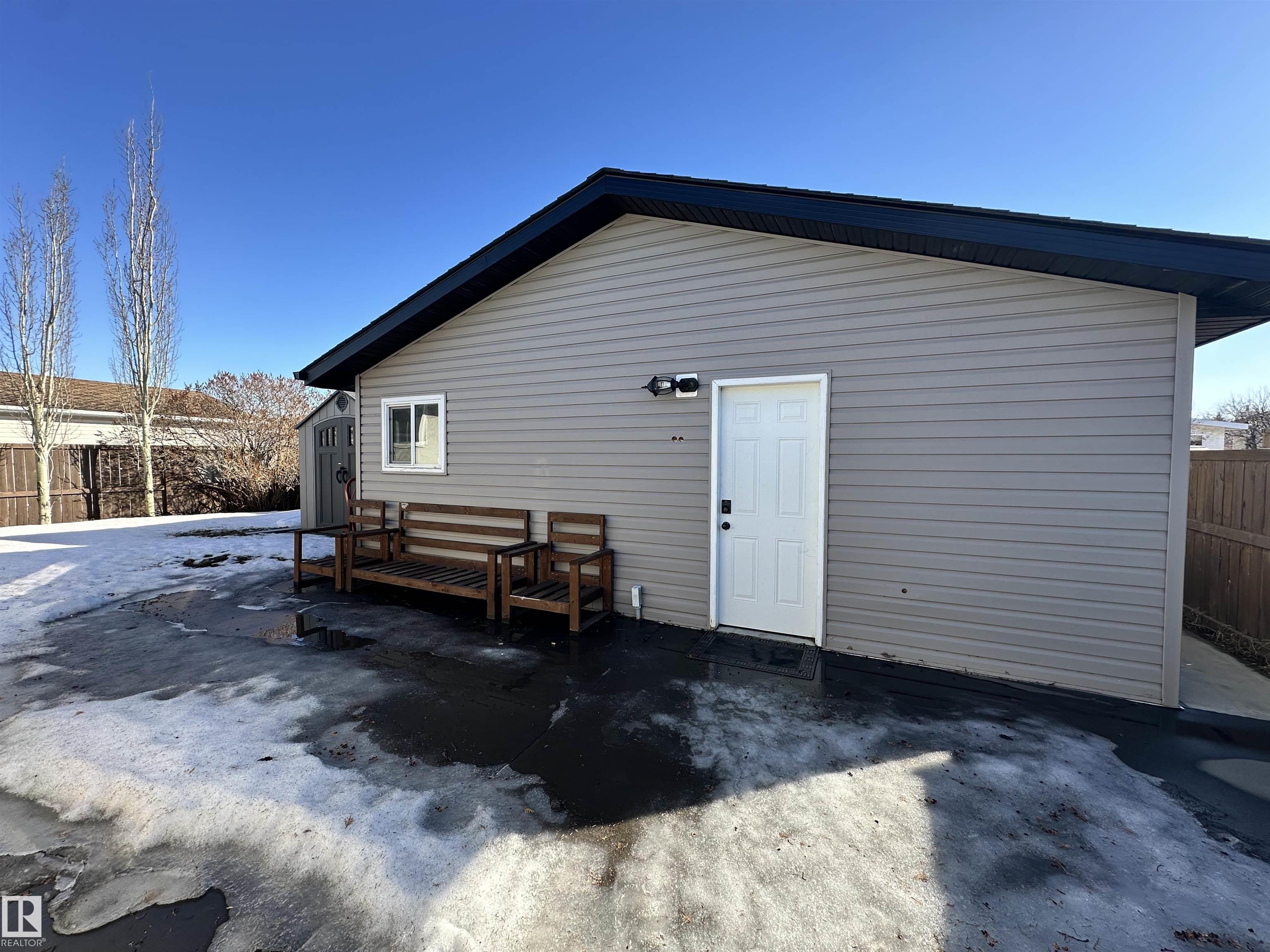 Photo 22 at 2111 146 Avenue NW, Fraser, Edmonton