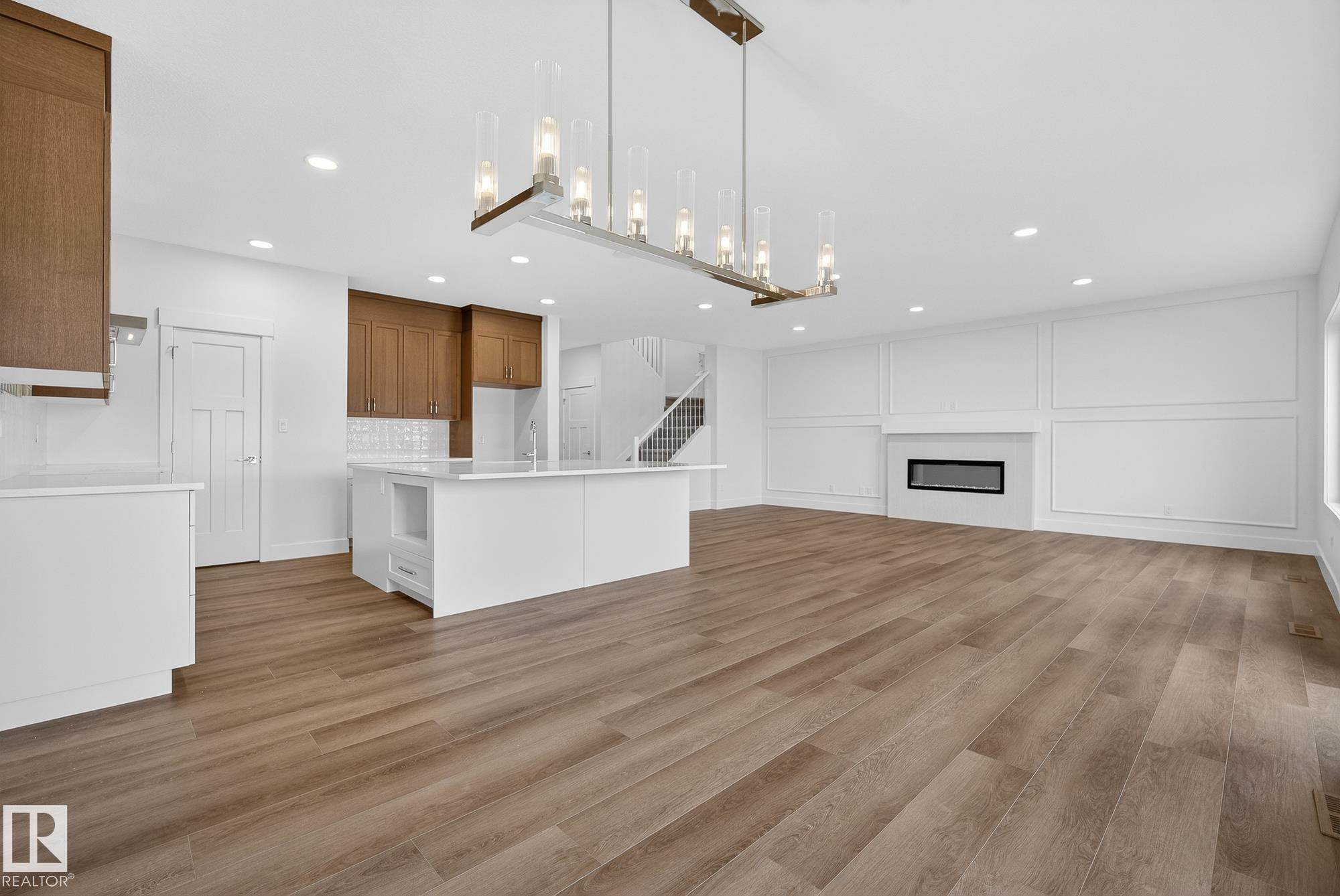 Photo 23 at 7091 Kiviaq Crescent SW, Keswick, Edmonton