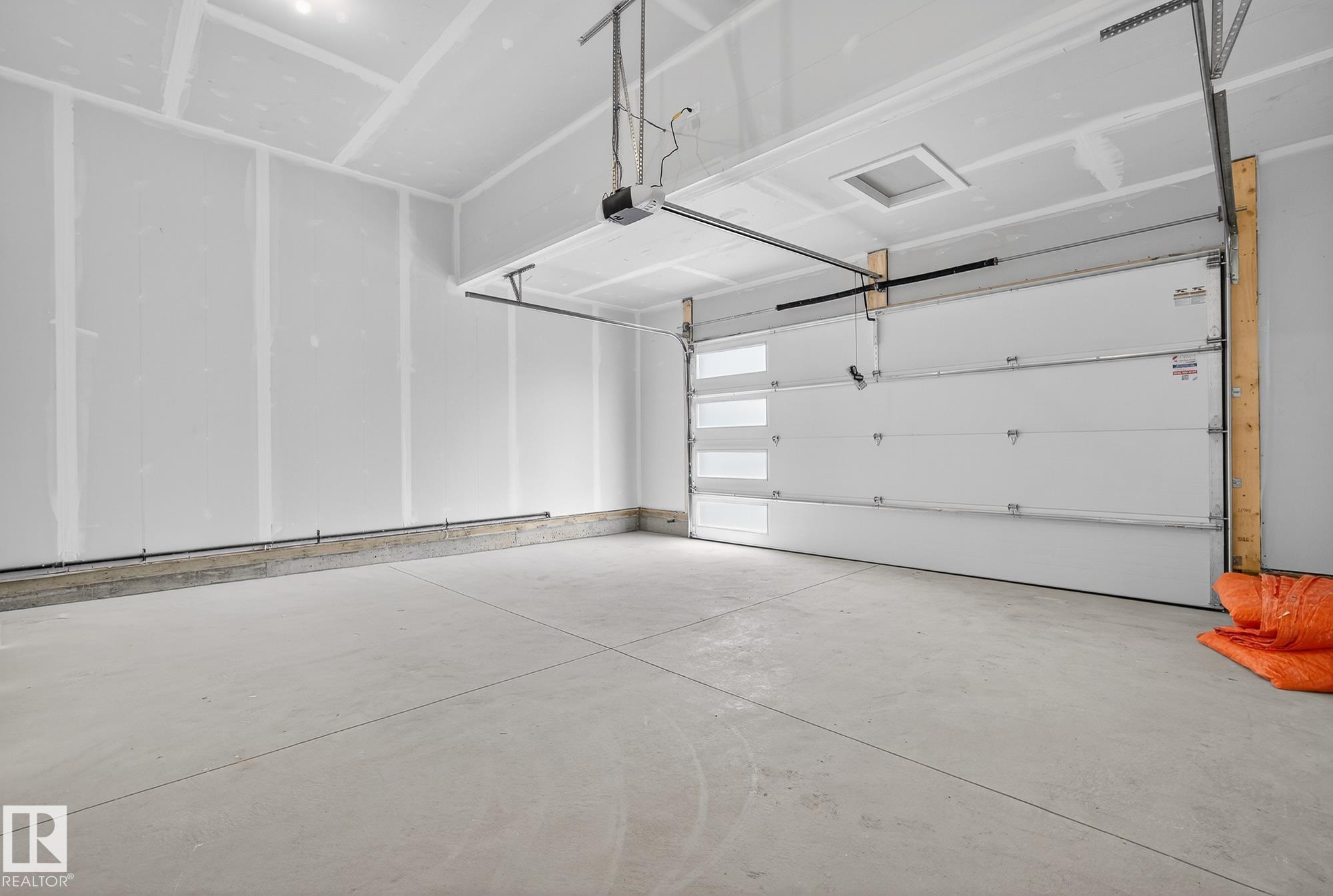 Photo 54 at 7091 Kiviaq Crescent SW, Keswick, Edmonton