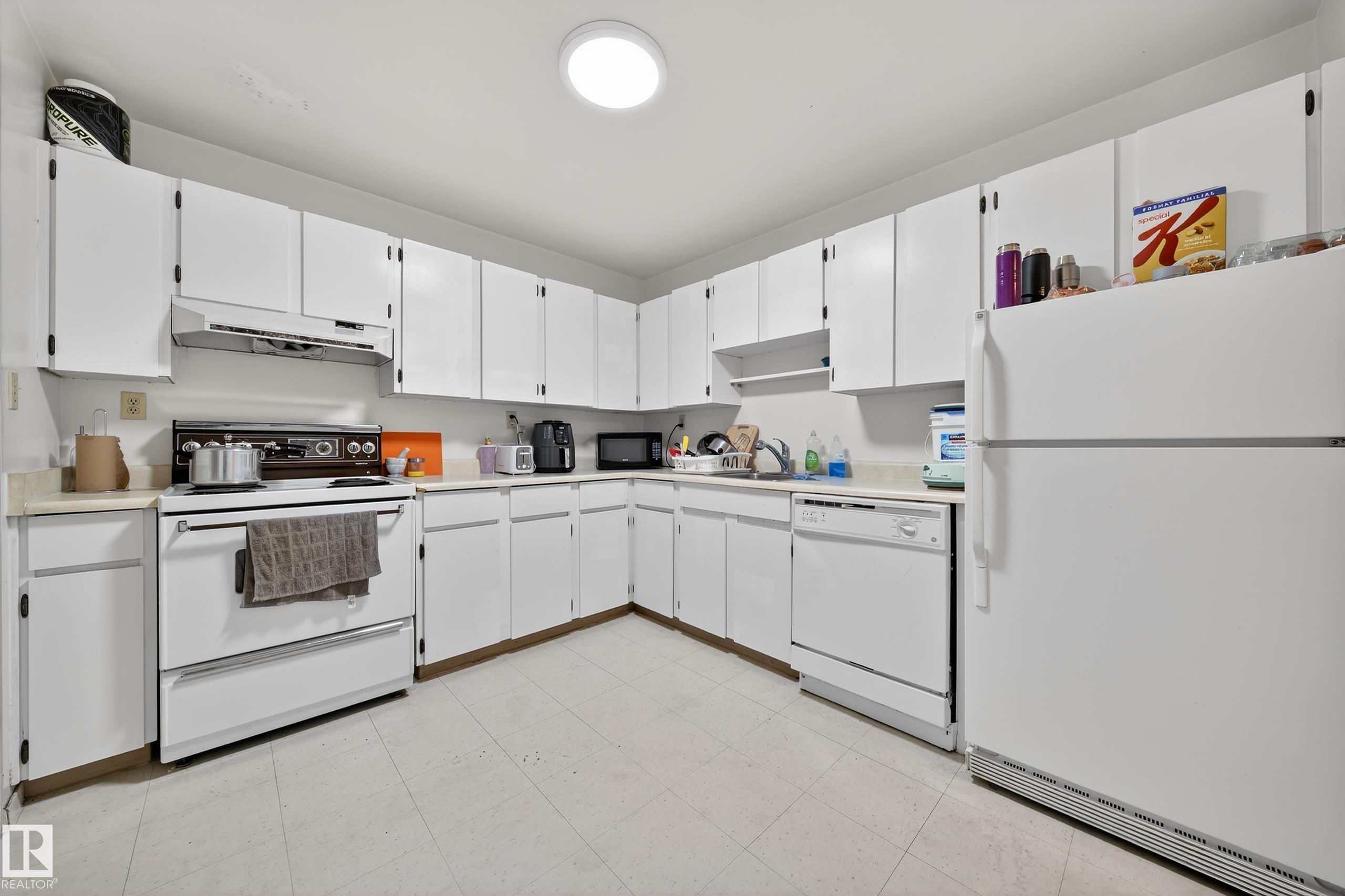 Photo 38 at 406 - 2620 Millwoods Road East NW, Weinlos, Edmonton