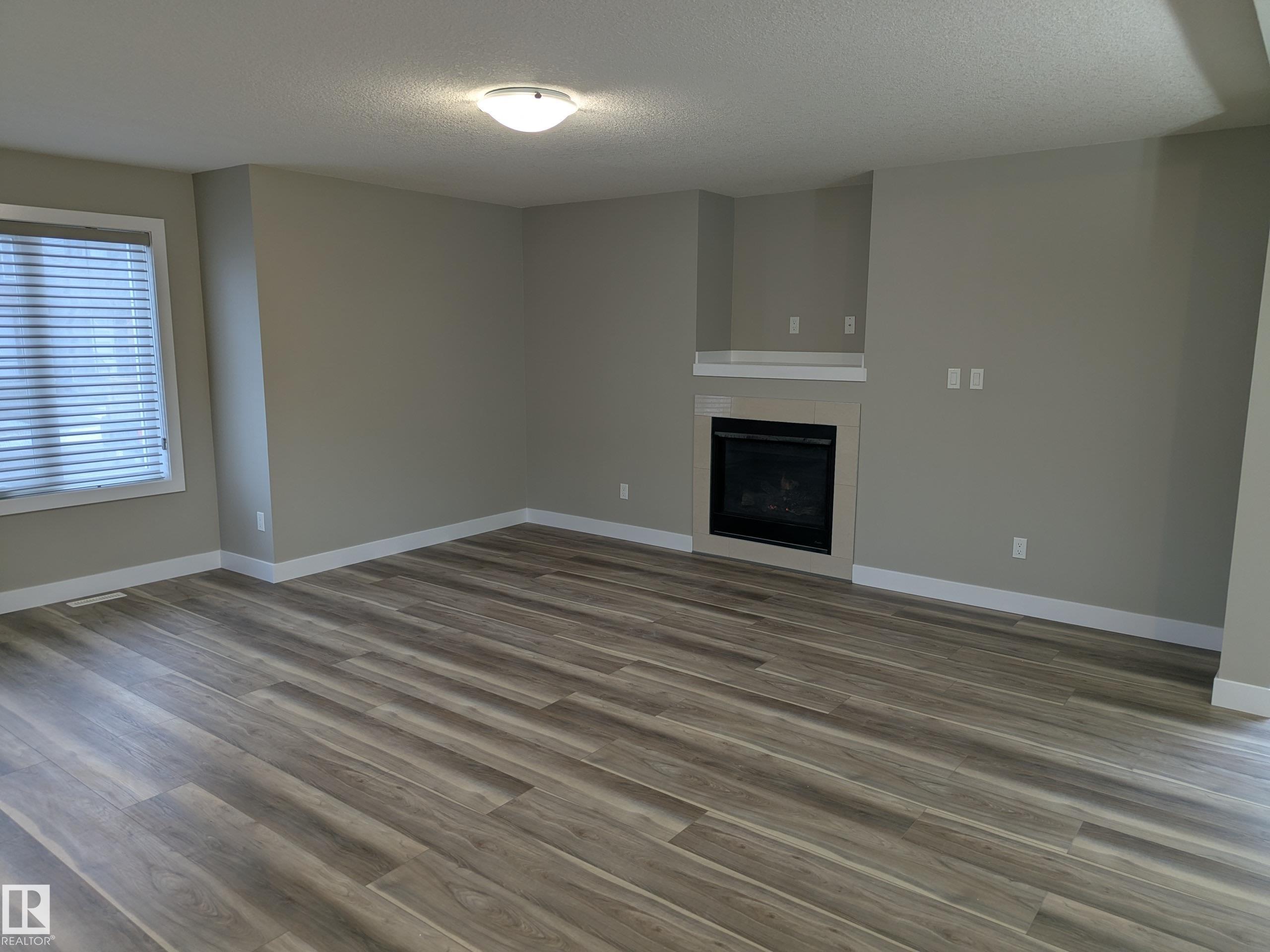 Photo 4 at 9742 153 Street NW, West Jasper Place, Edmonton