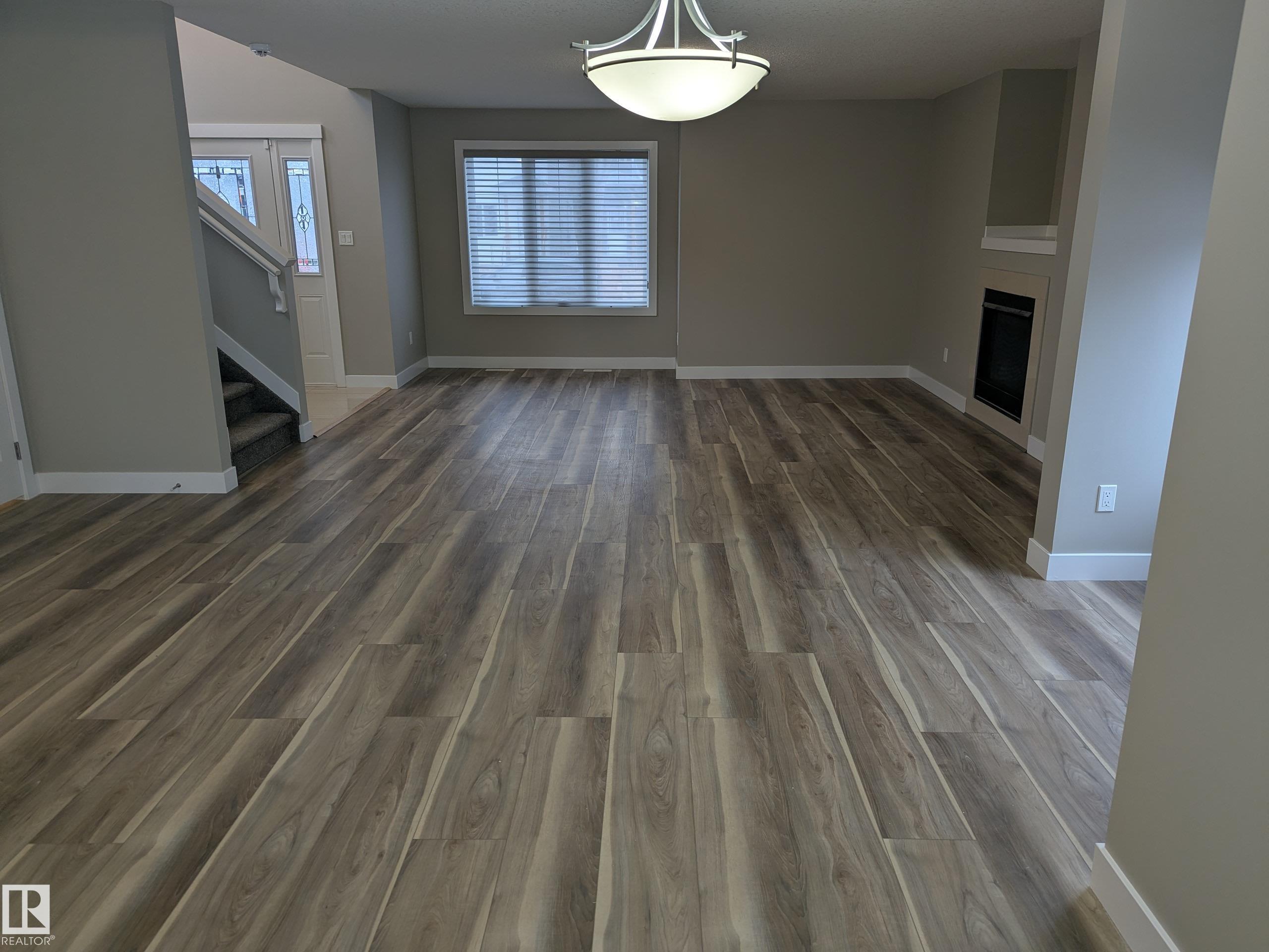 Photo 5 at 9742 153 Street NW, West Jasper Place, Edmonton