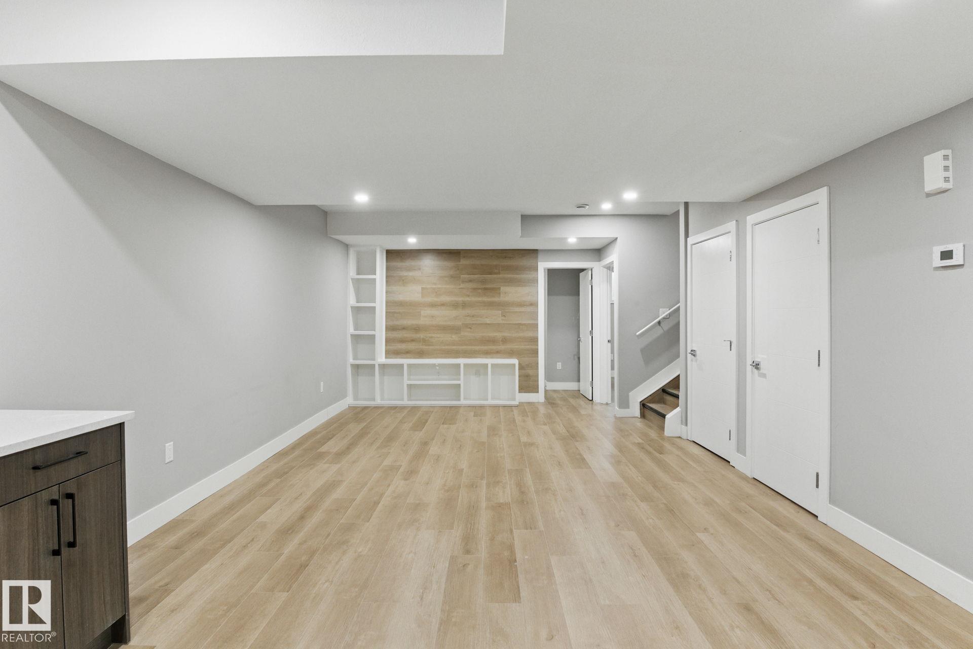 Photo 28 at 1412 25 Street NW, Laurel, Edmonton