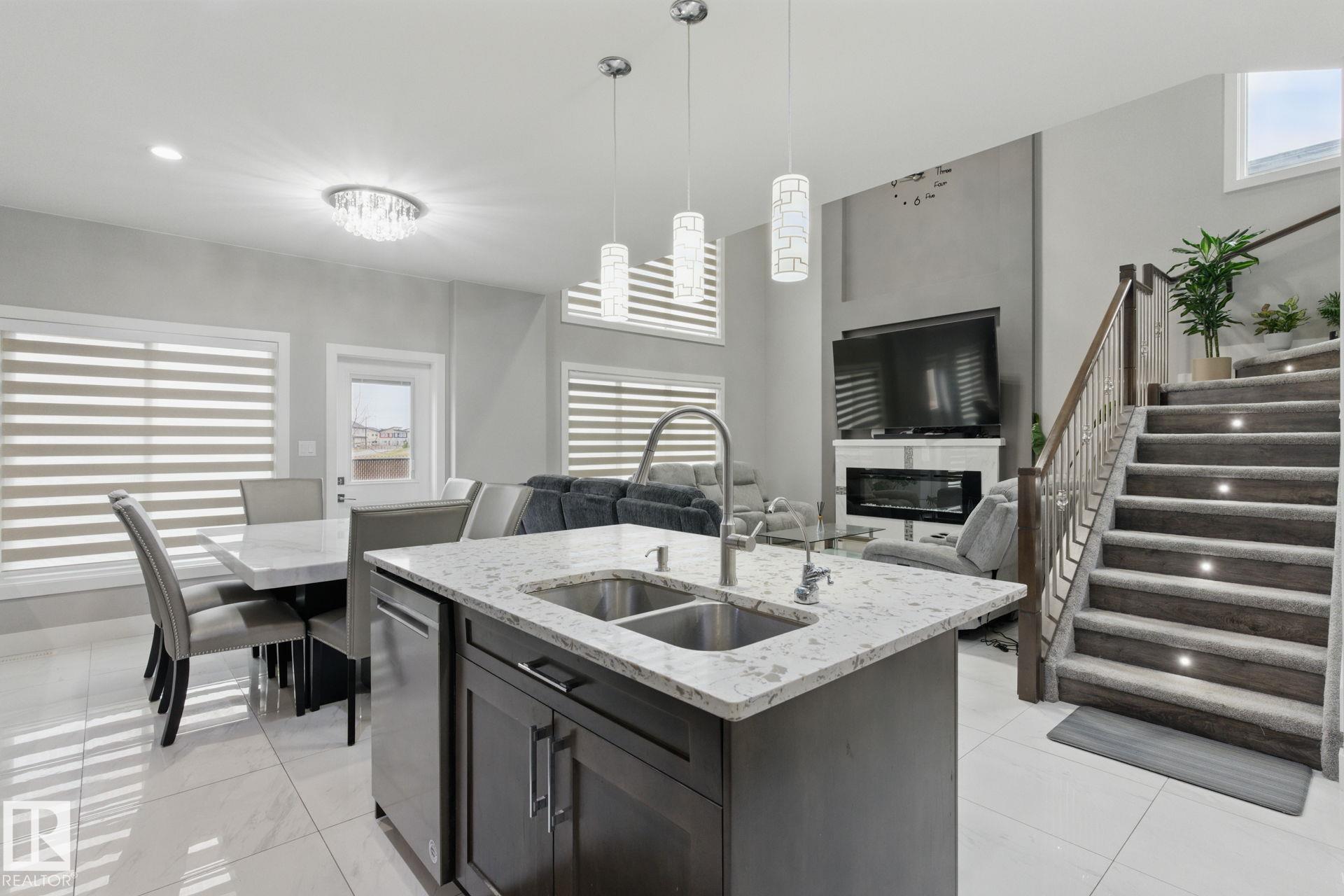 Photo 8 at 1412 25 Street NW, Laurel, Edmonton