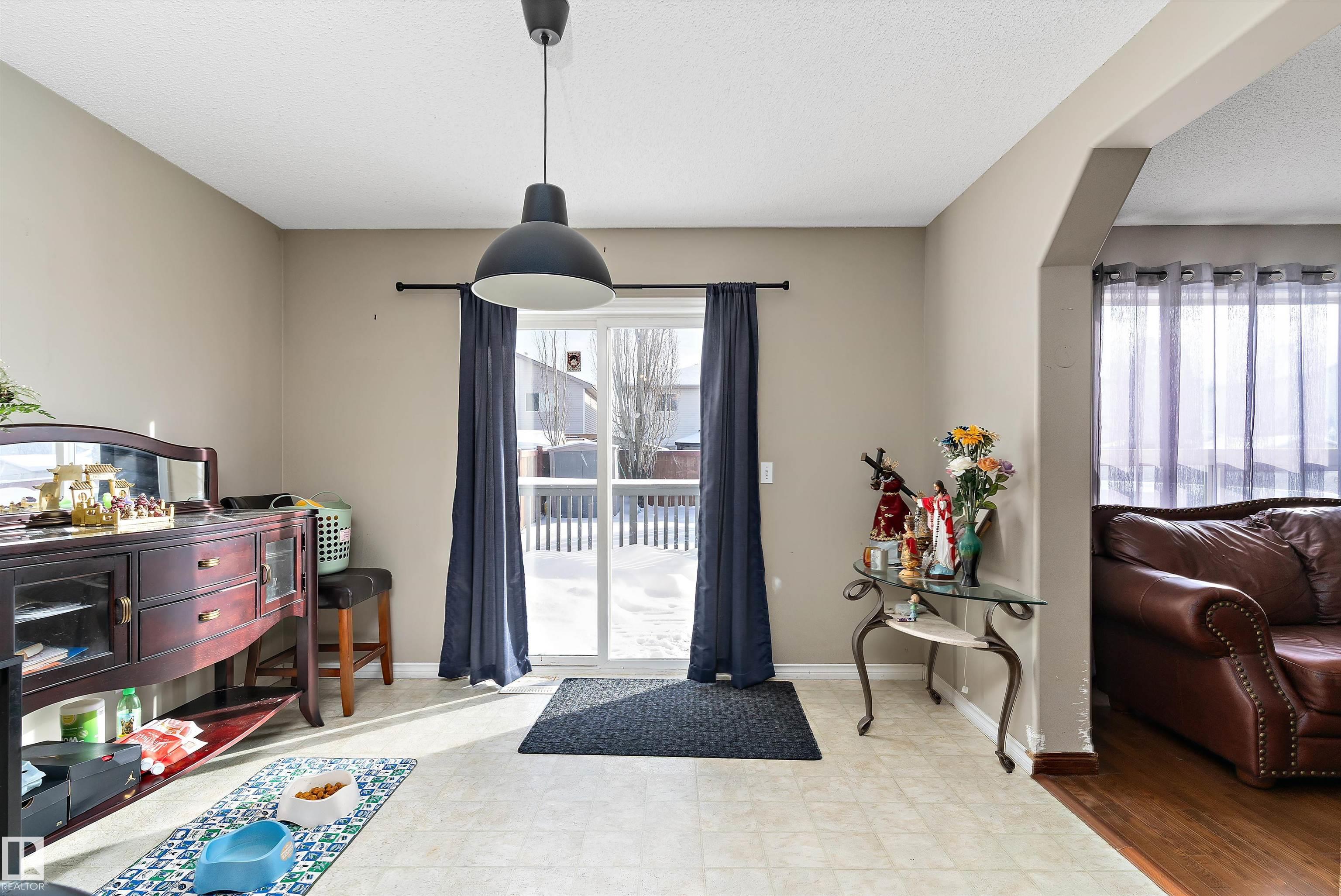 Photo 11 at 3517 22 Street NW, Wild Rose, Edmonton