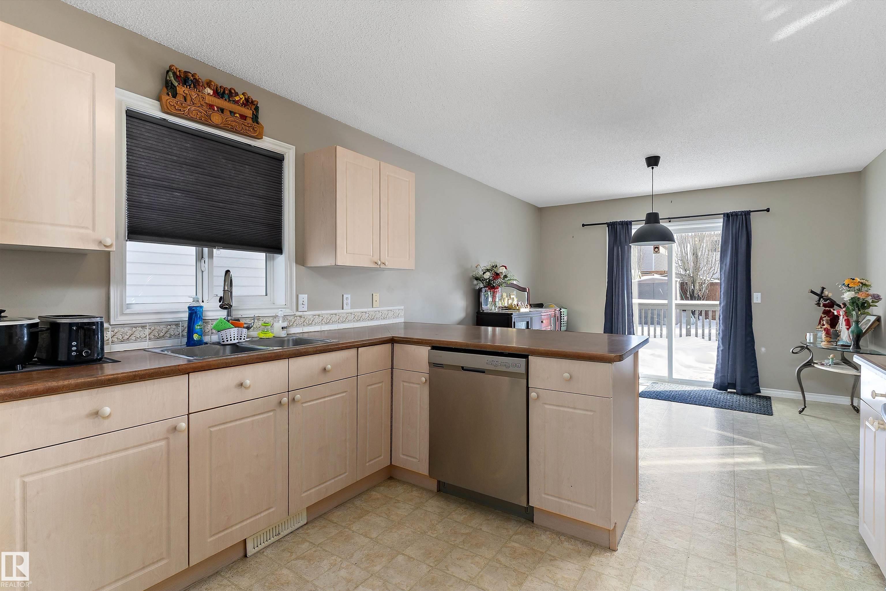 Photo 16 at 3517 22 Street NW, Wild Rose, Edmonton