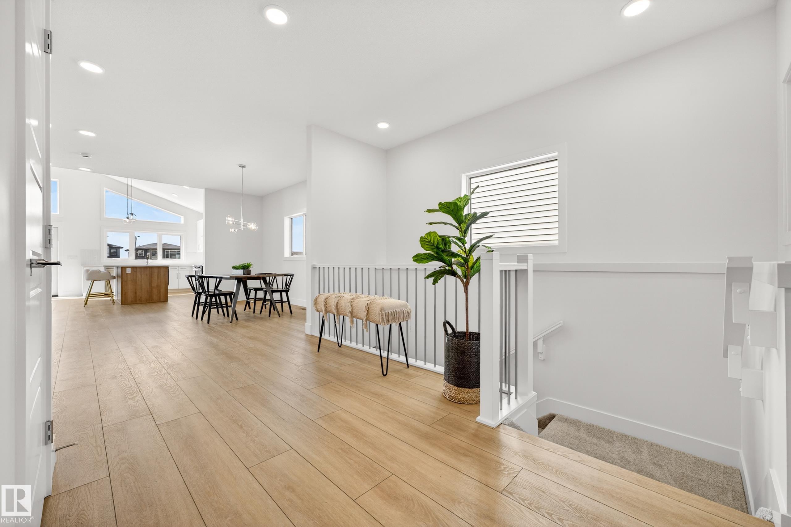 https://zimg.paragon.ice.com/ParagonImages/Property/PM/RAE/225391282/52/0/0/4f6200fcc24d2ab23633dbb1144c6f55/1/b5faa1efb8d9d5d1e95223750984134e/225391282-c6789721-9d40-4f6a-86b2-df8822f3723e.JPG