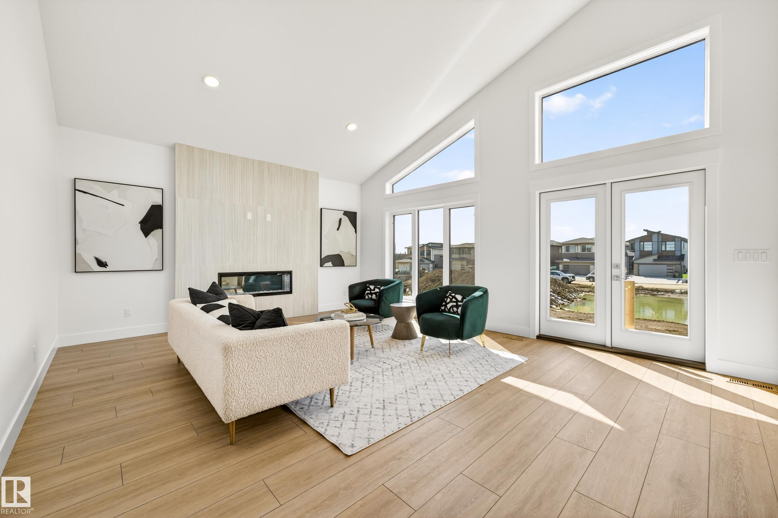 https://zimg.paragon.ice.com/ParagonImages/Property/PM/RAE/225391282/64/0/0/ffb979ccb6e7c83098024a1b2c36d409/1/b5faa1efb8d9d5d1e95223750984134e/225391282-248028ae-7087-4176-8cff-2ade51cf4785.JPG